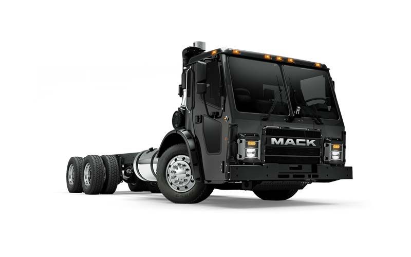 Mack Trucks - 4 2 - 18