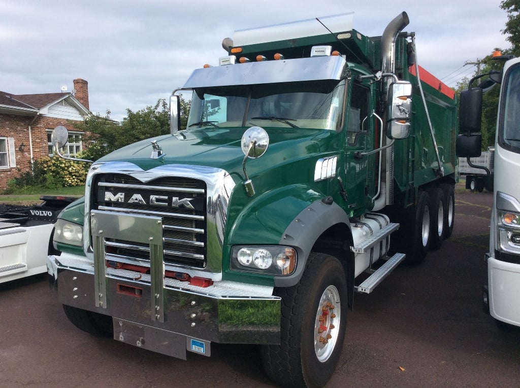 Mack Trucks Inventory - 1001462 01 2 - 102