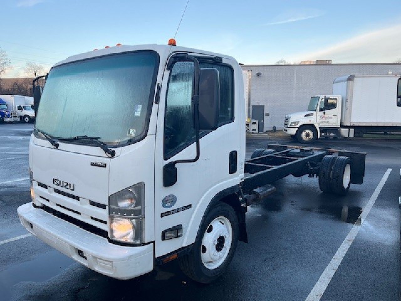 Isuzu Trucks Inventory - 1001618 01 2 - 35