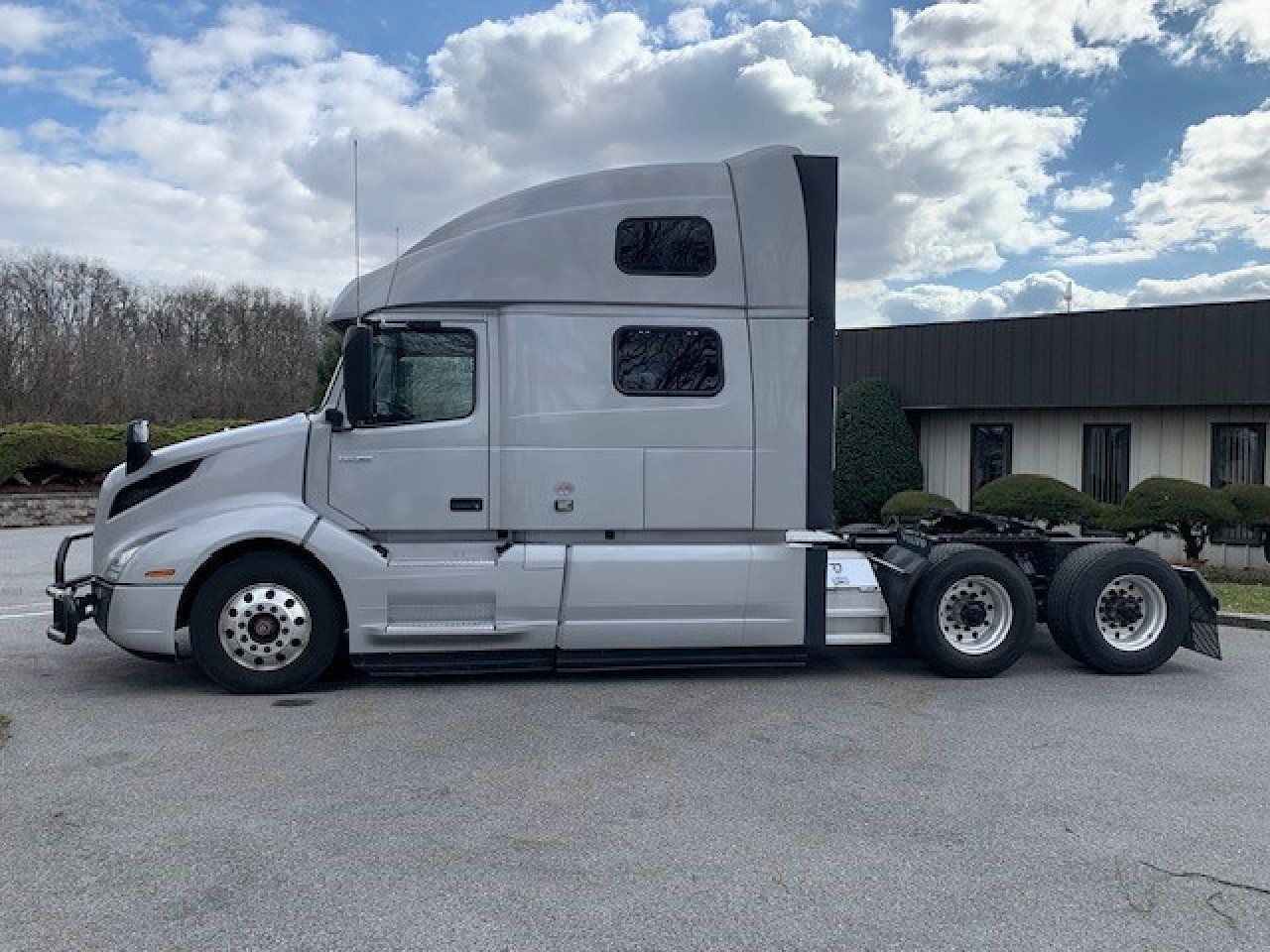 Truck Inventory - 1001733 02 - 122