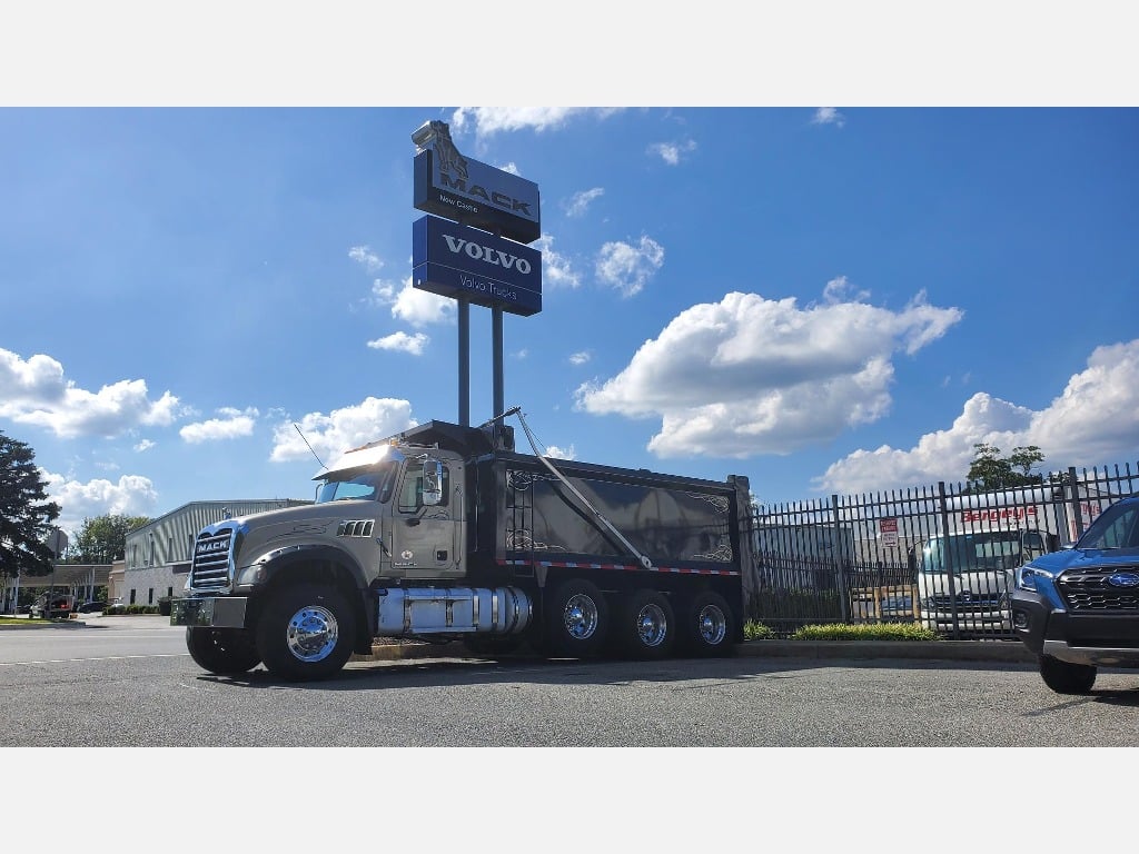 Mack Trucks Inventory - 1001813 02 2 - 109