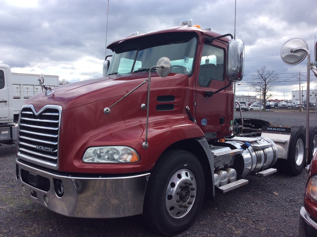 Mack Trucks Inventory - 1001883 01 2 - 14