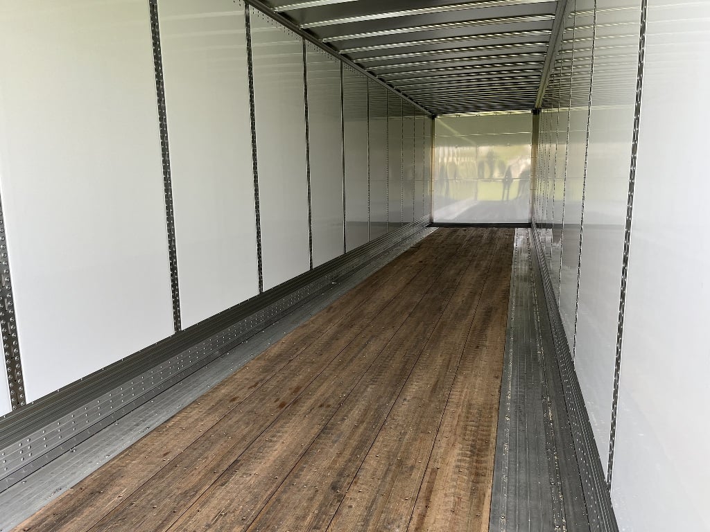 Trailer Inventory - 1002556 04 - 68