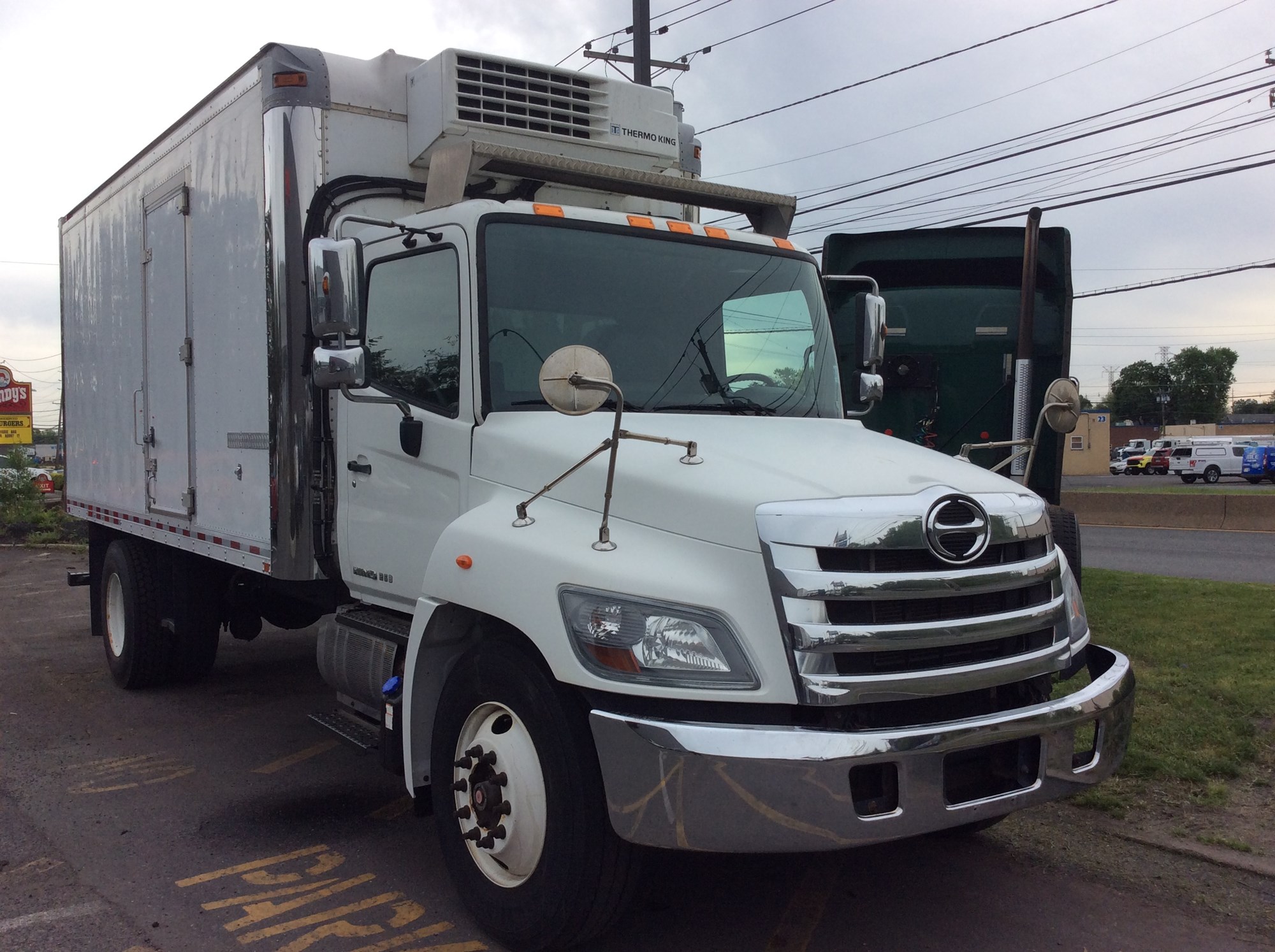 Used Truck Inventory - 1000980 02 - 23