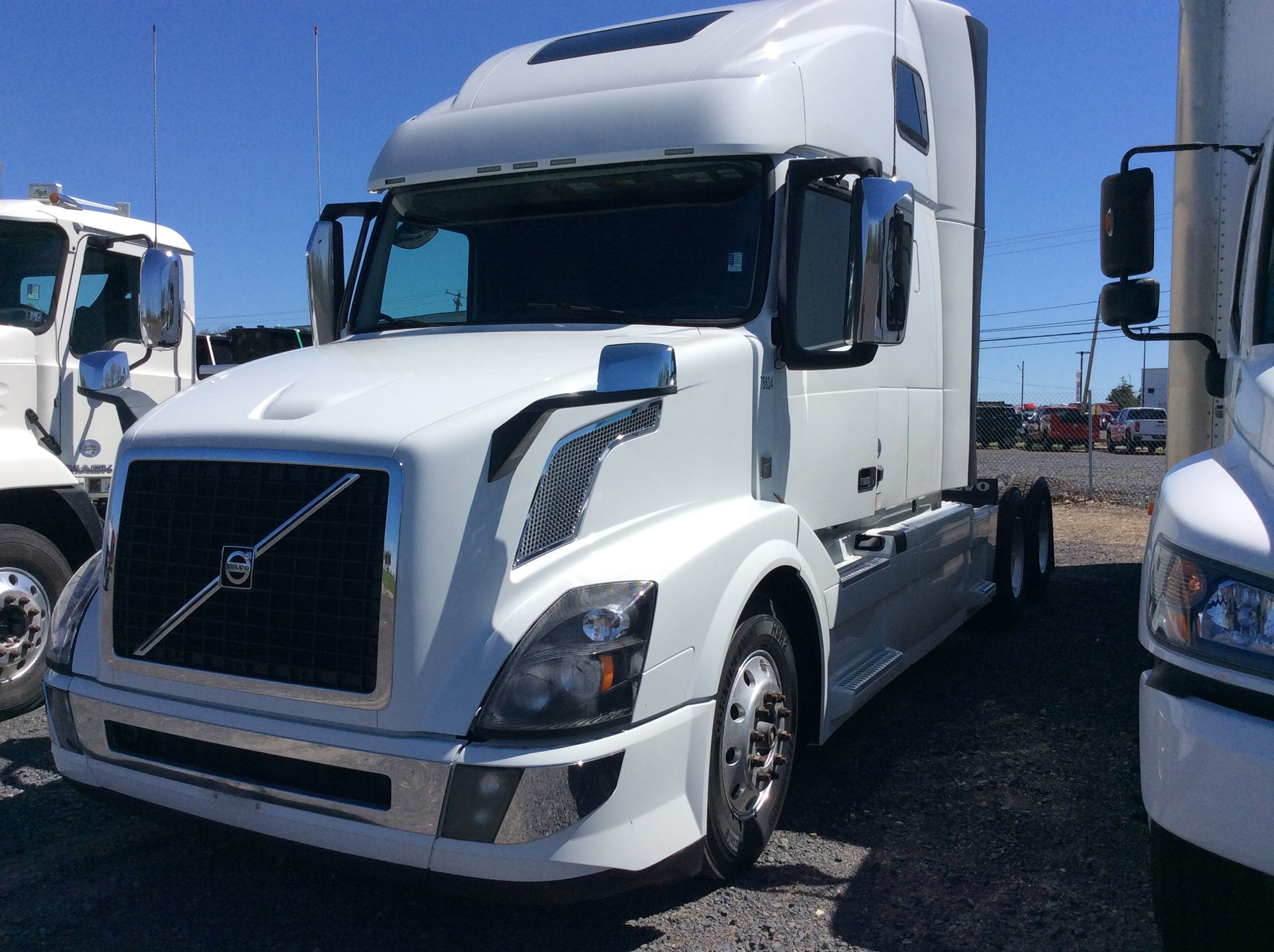 Used Truck Inventory - 1004330 01 - 25