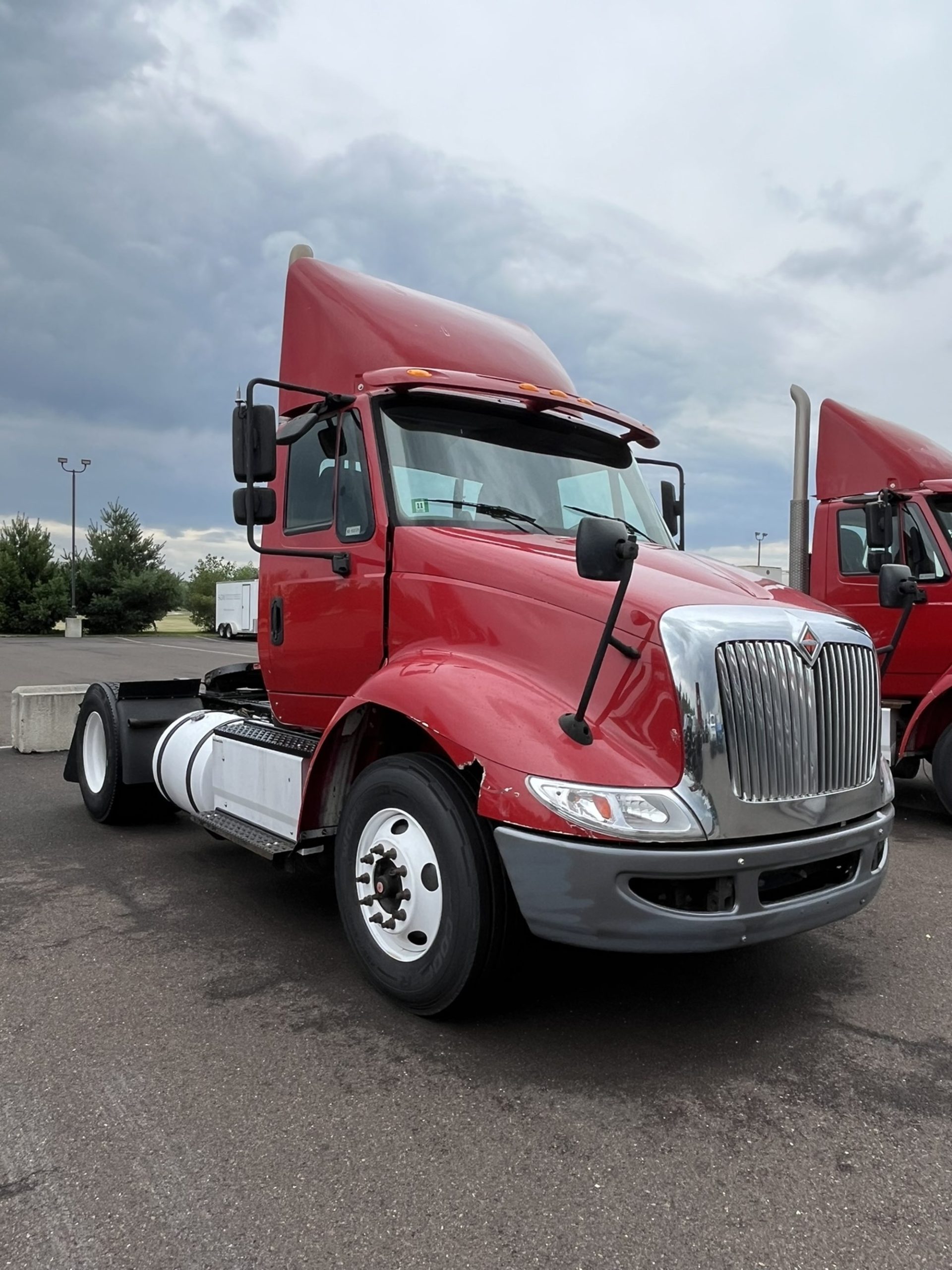 2017 International PROSTAR - image 2 of 6