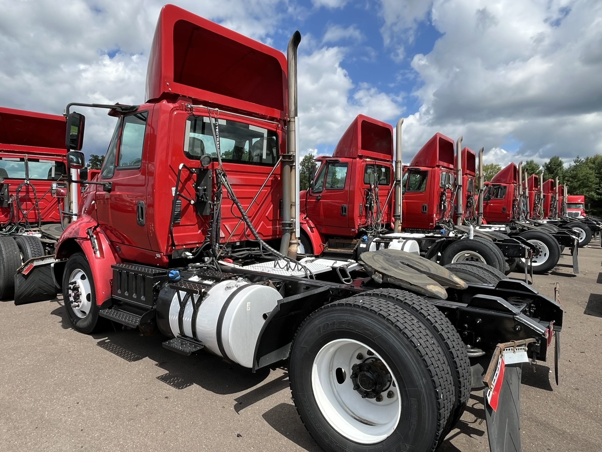 2017 International PROSTAR - image 4 of 6