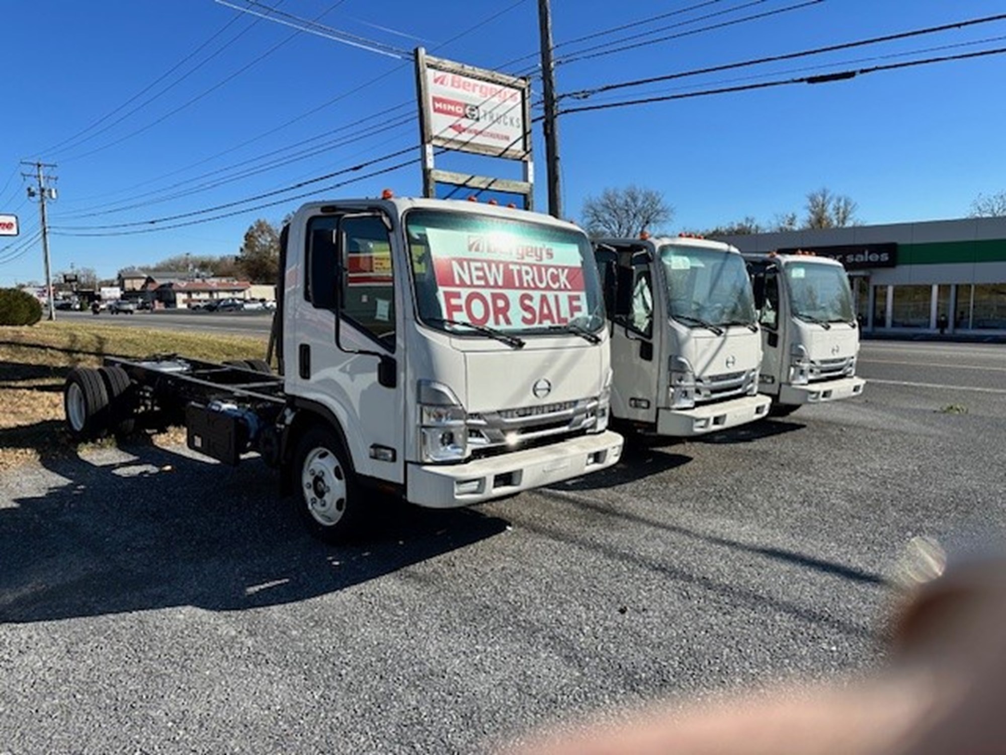 2023 Hino S5 - image 2 of 2