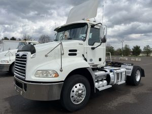 2018 MACK CXU612 1000494-01
