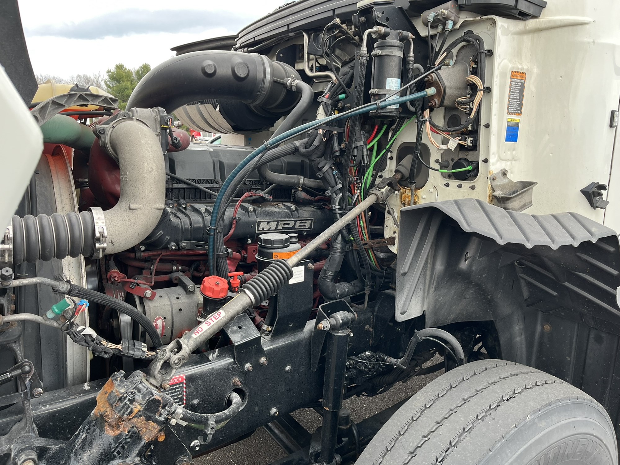 2018 MACK CXU613 - image 5 of 6