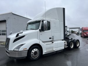2021 VOLVO VN 1071822-01
