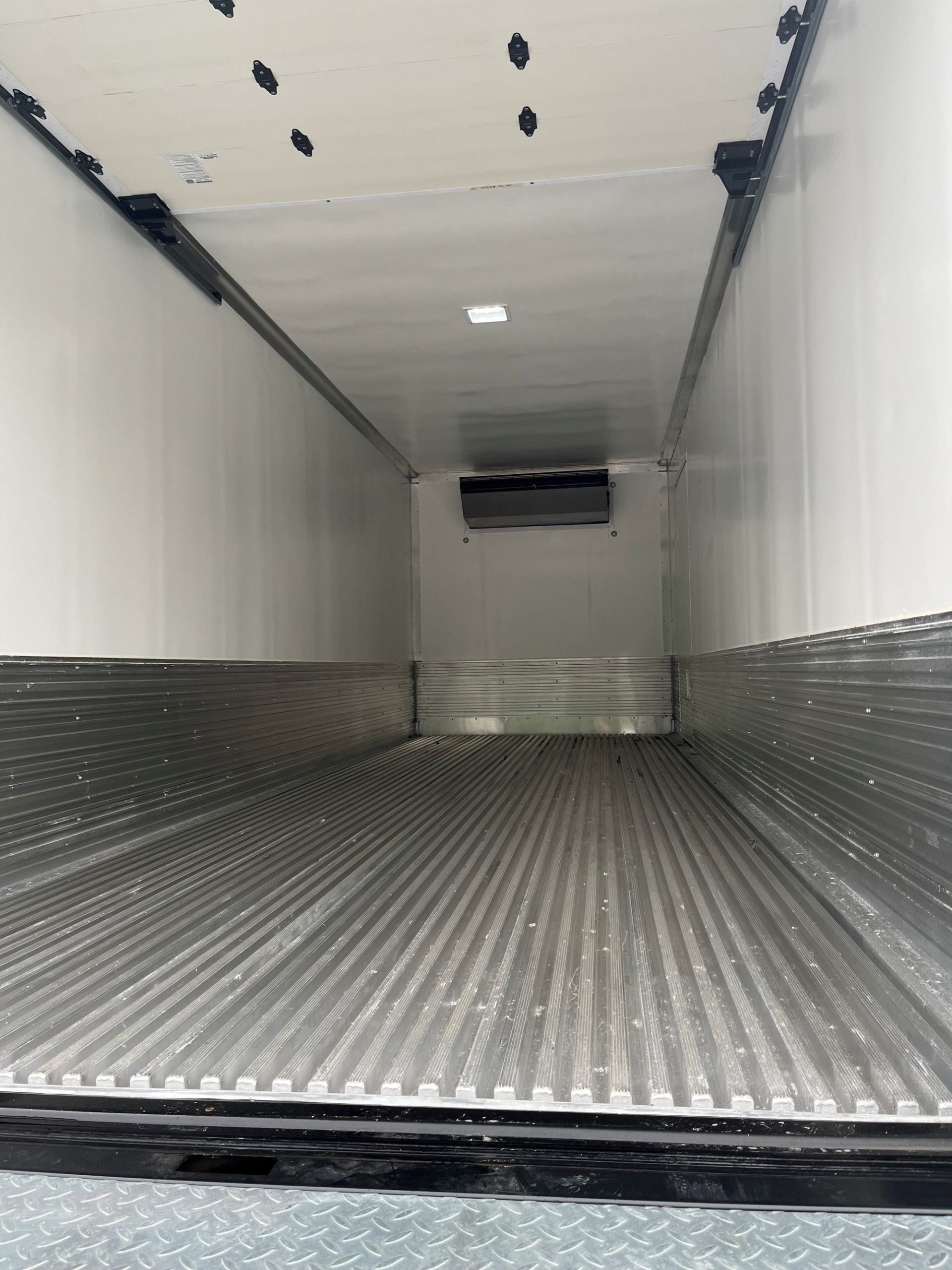 2024 MACK MD7 - image 4 of 5