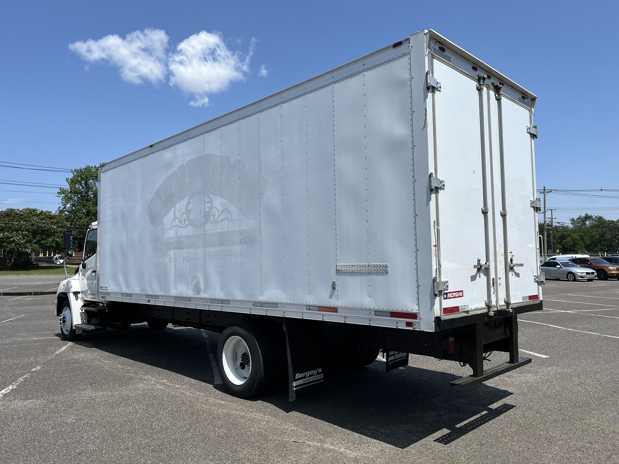 2012 HINO 268 - image 6 of 6