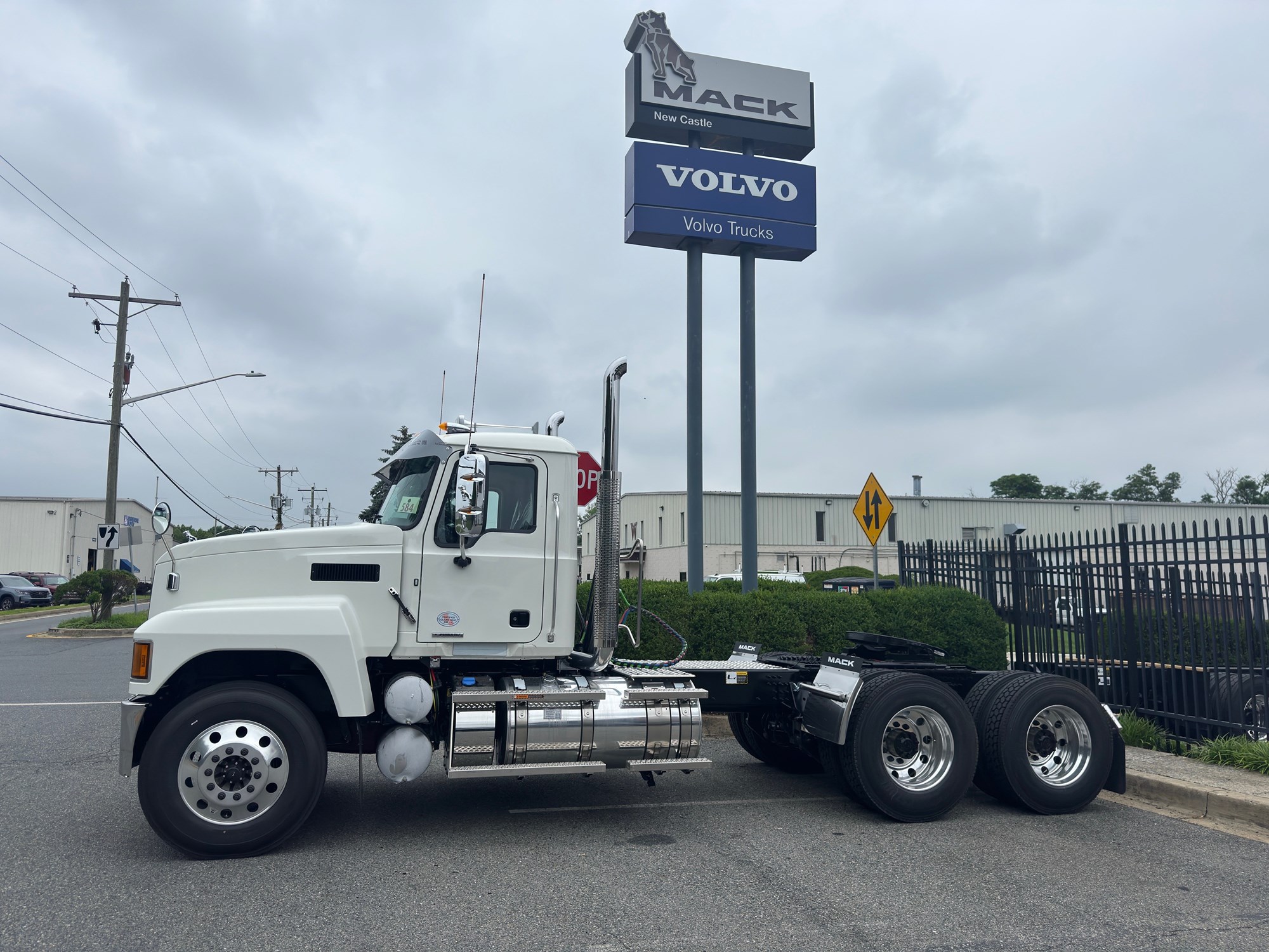 2026 MACK PI64T - image 1 of 1