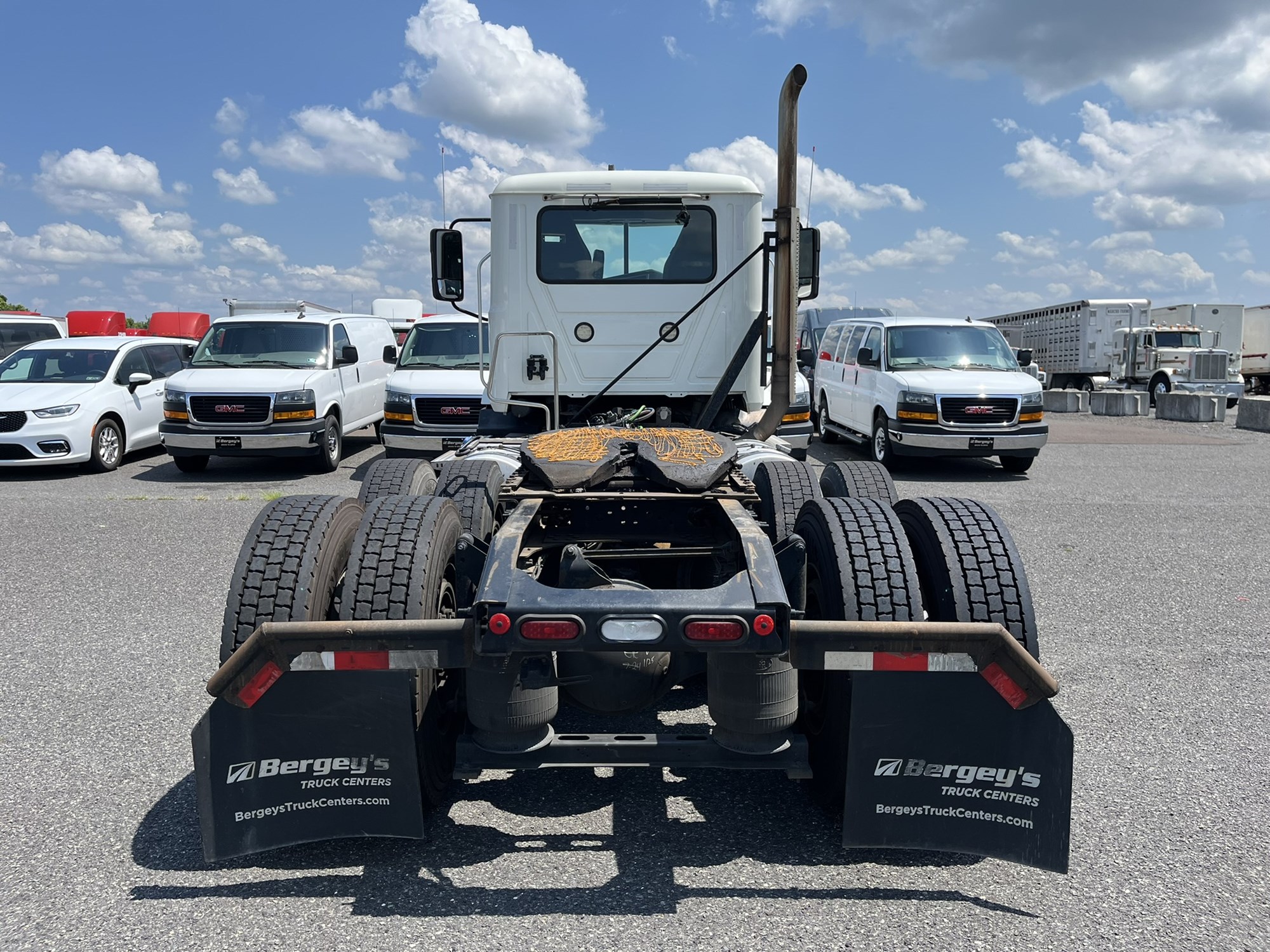 2020 MACK AN64T - image 5 of 6