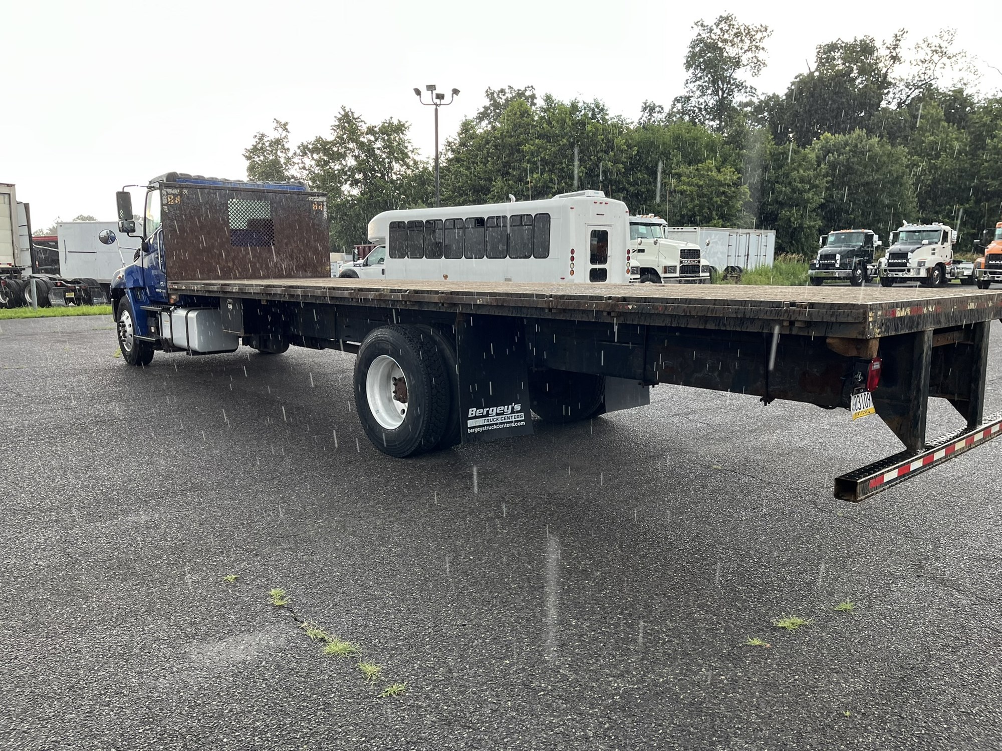 2019 HINO 338 - image 6 of 6