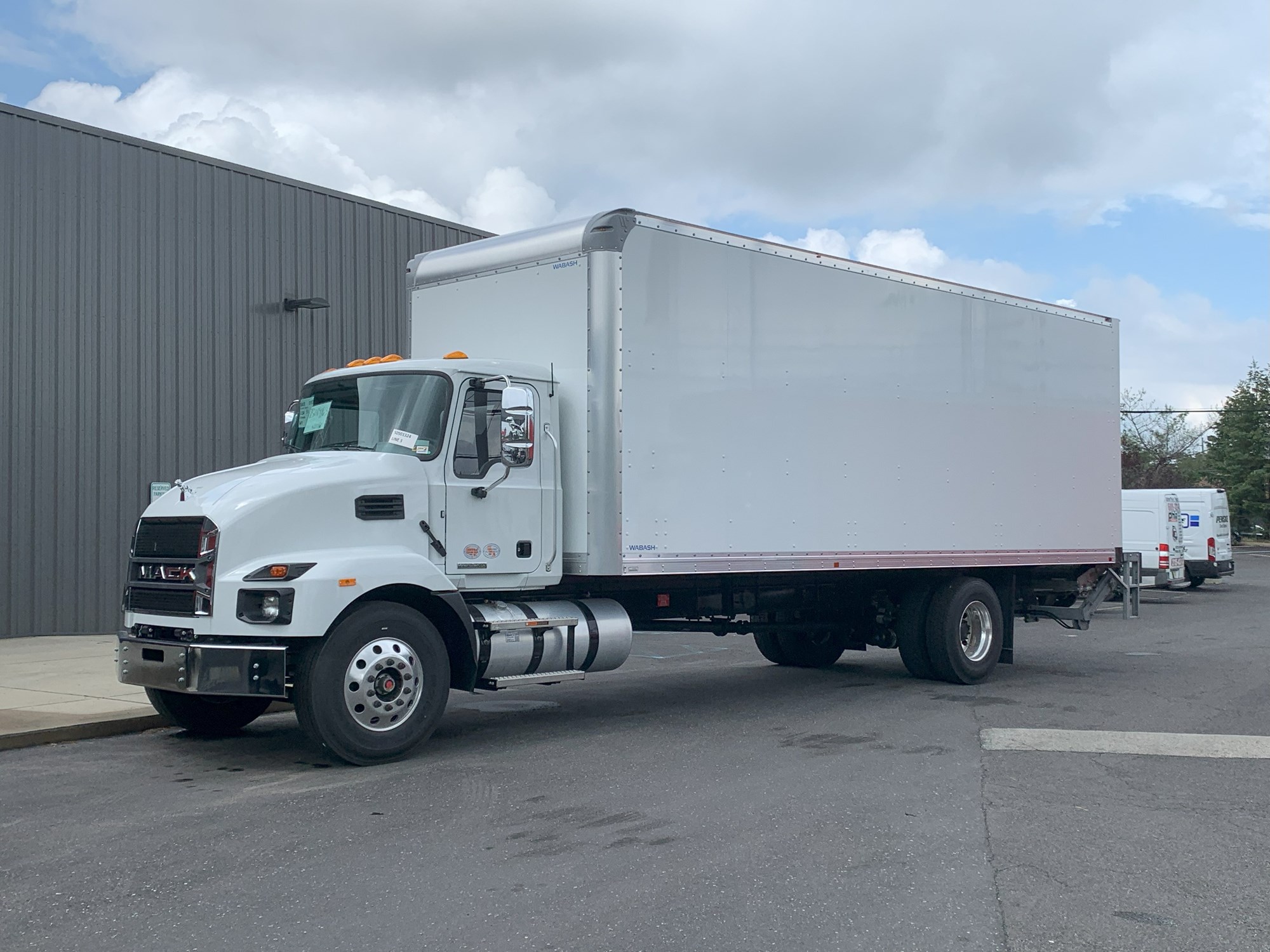 2026 MACK MD642 - image 1 of 4