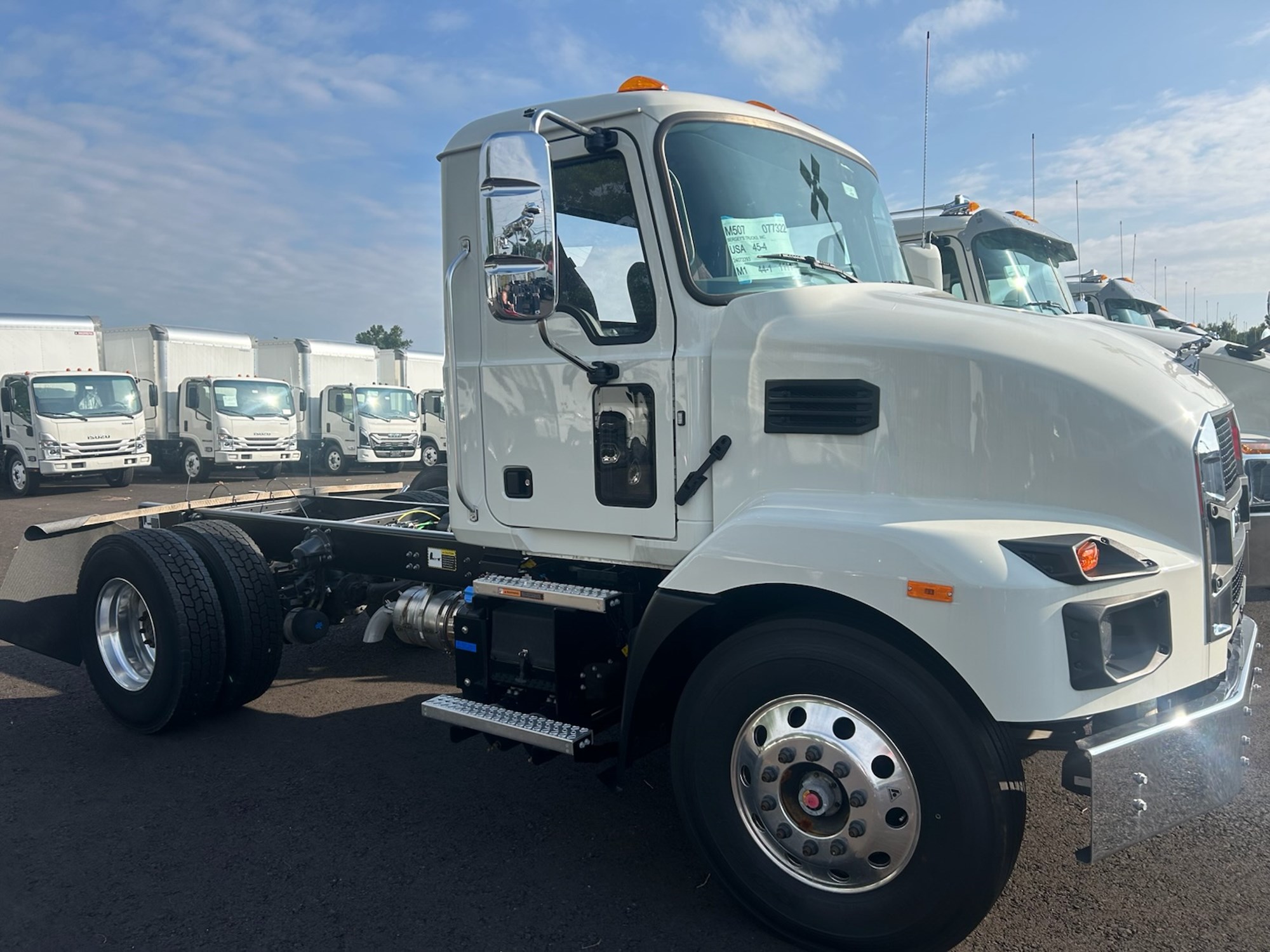 2025 MACK MD742 - image 1 of 1