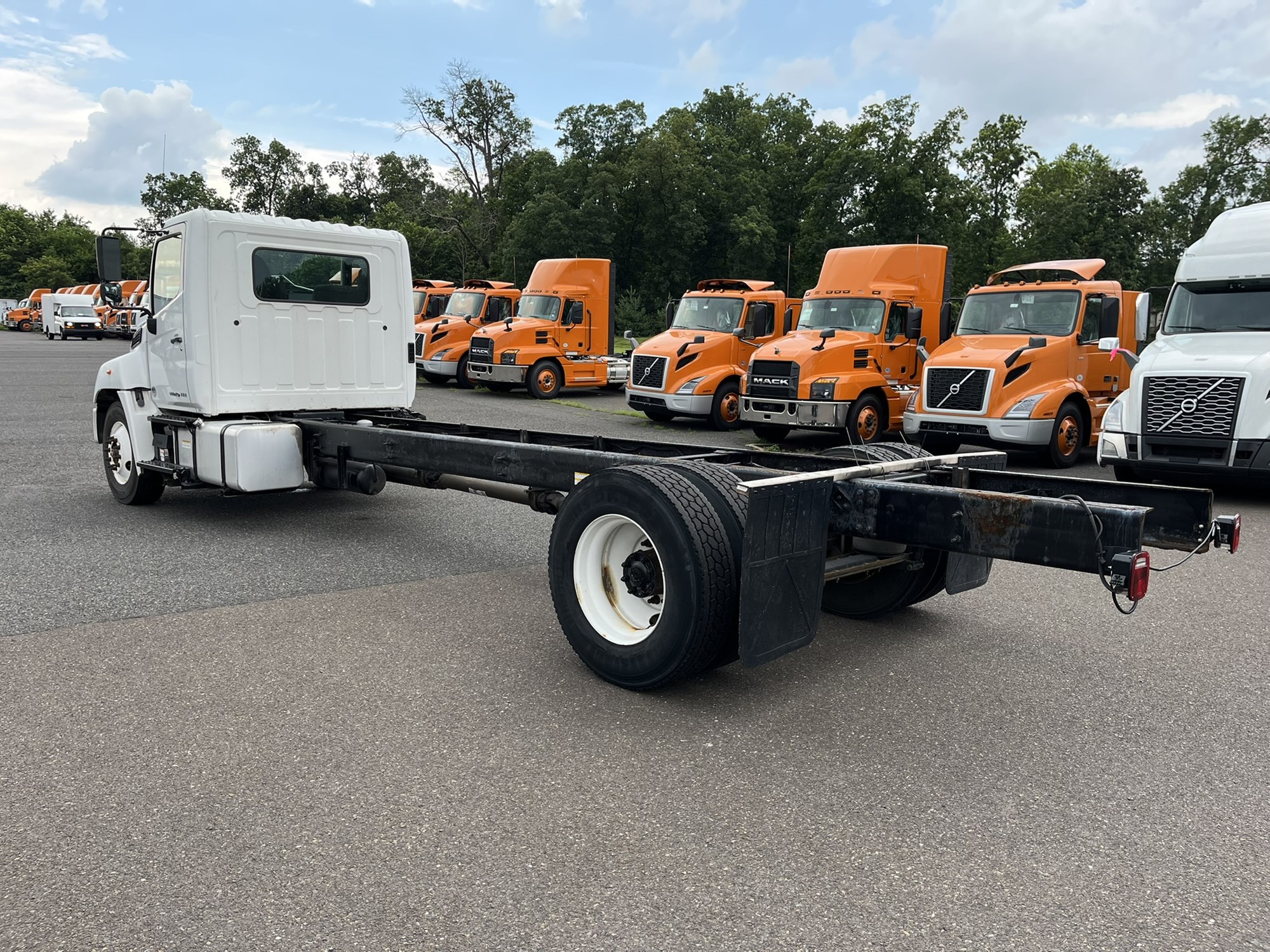 2018 HINO 338 - image 6 of 6