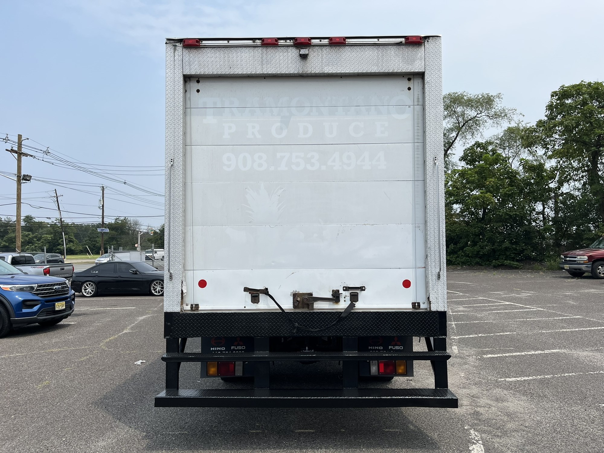 2019 HINO 195 - image 5 of 6