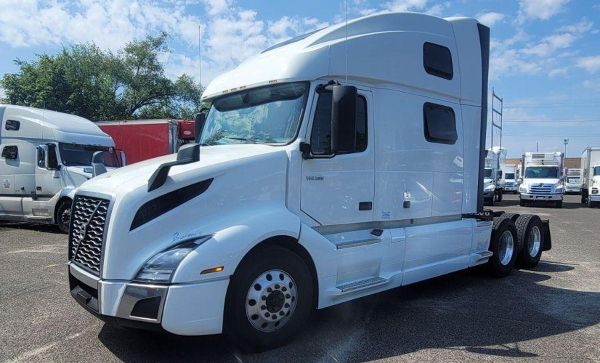 2024 VOLVO VNL860 - image 1 of 6