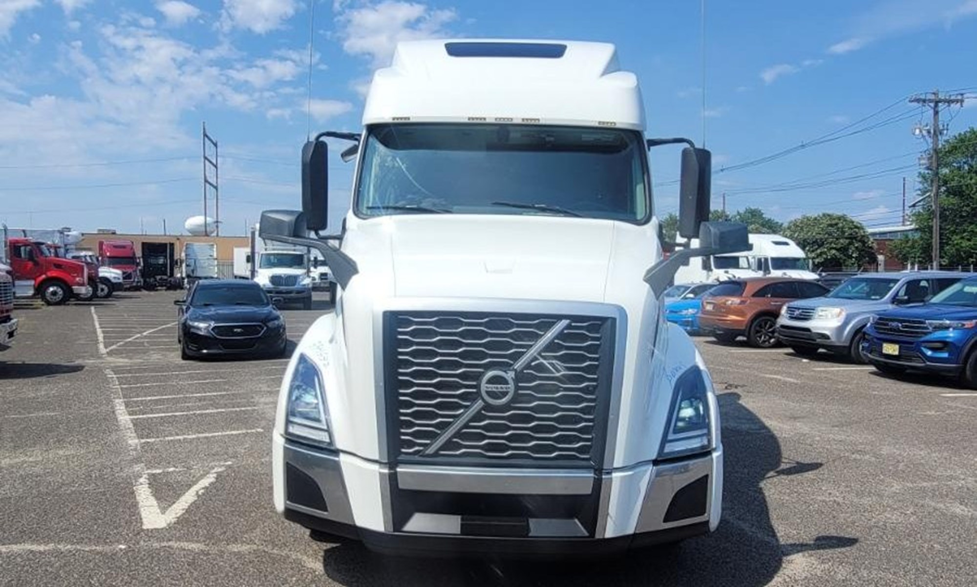 2024 VOLVO VNL860 - image 2 of 6