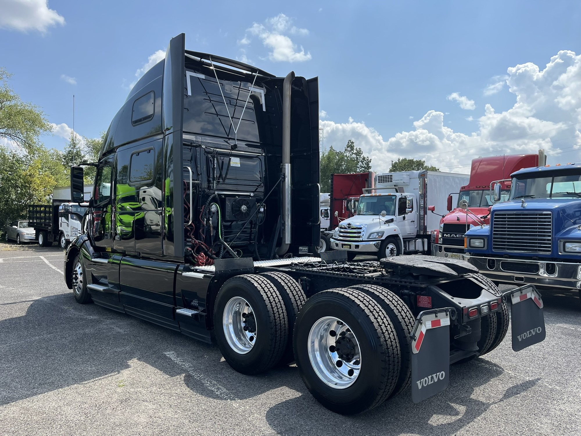 2024 VOLVO VNL860 - image 6 of 6