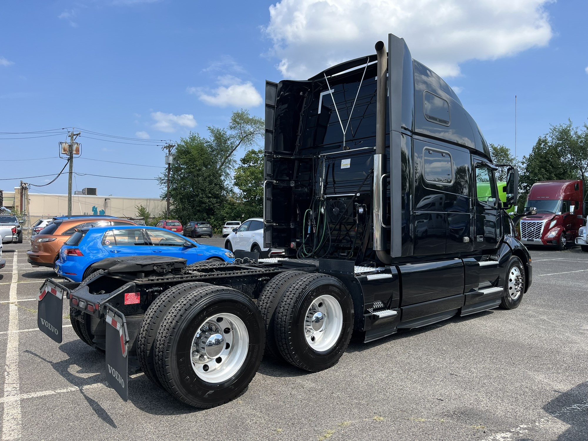 2024 VOLVO VNL860 - image 4 of 6