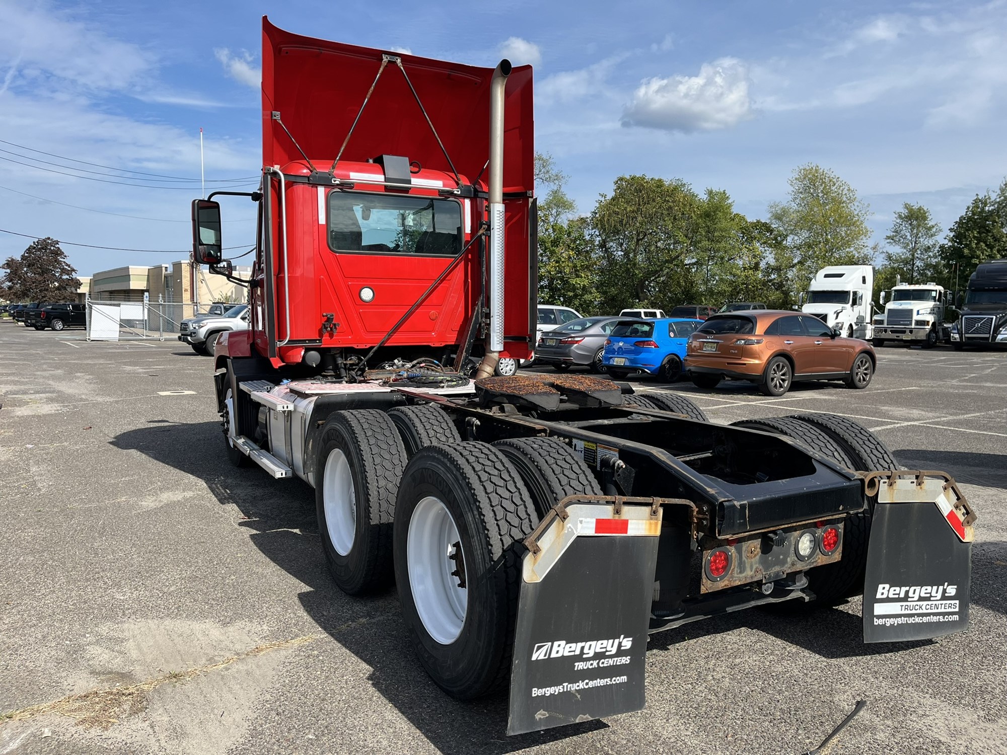 2020 MACK AN64T - image 6 of 6