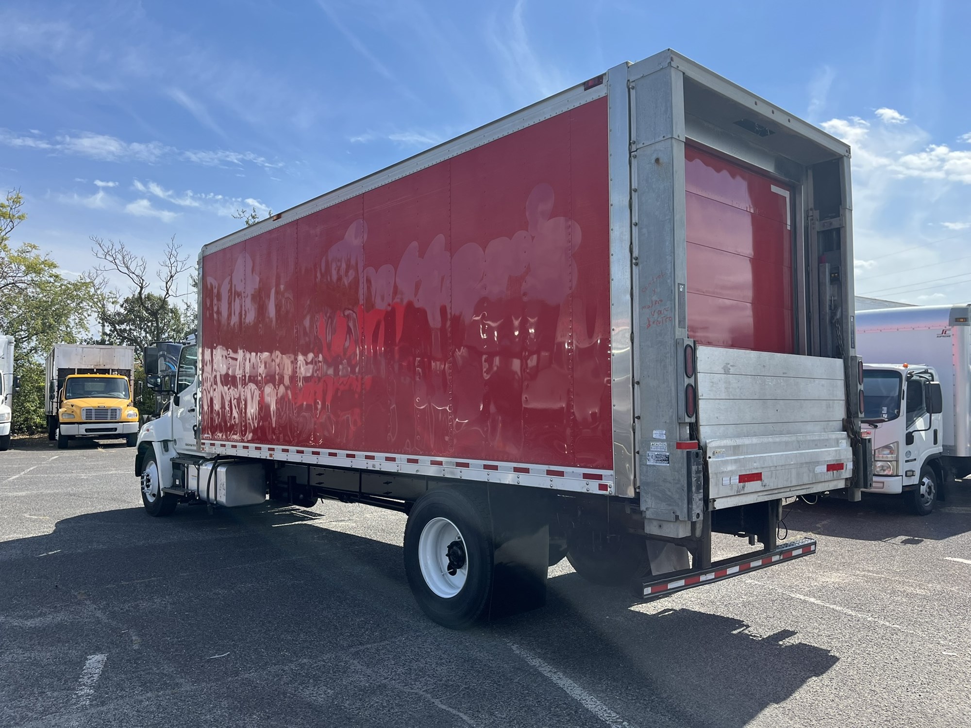 2015 HINO 338 - image 6 of 6