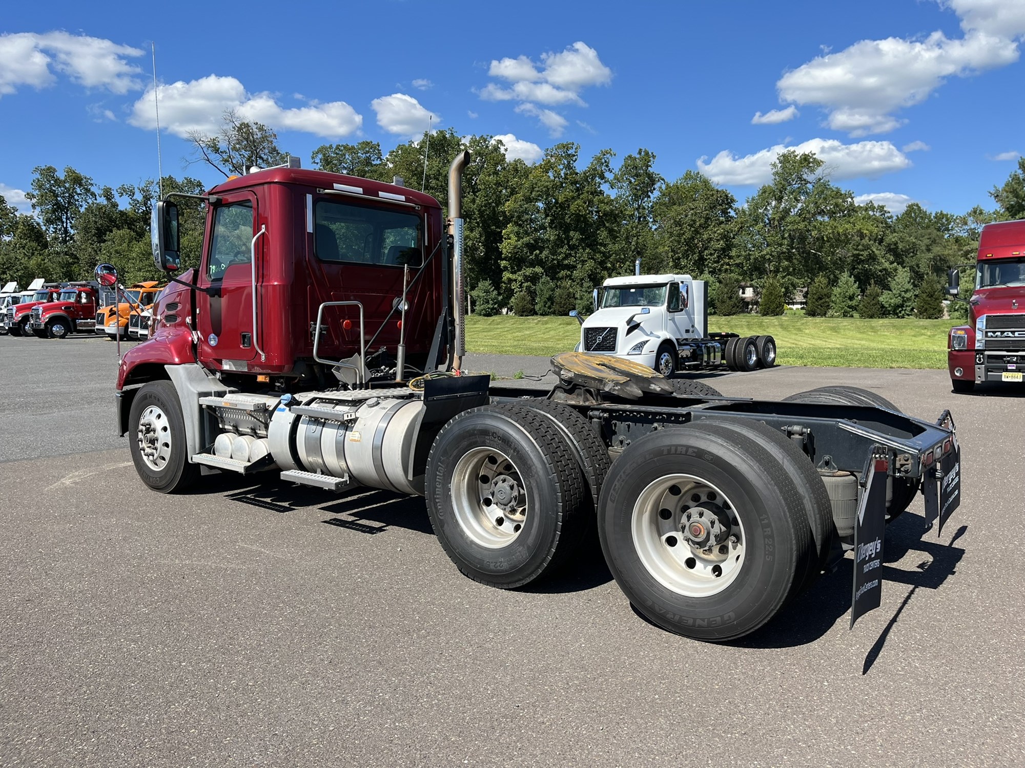 2018 MACK CXU613 - image 6 of 6