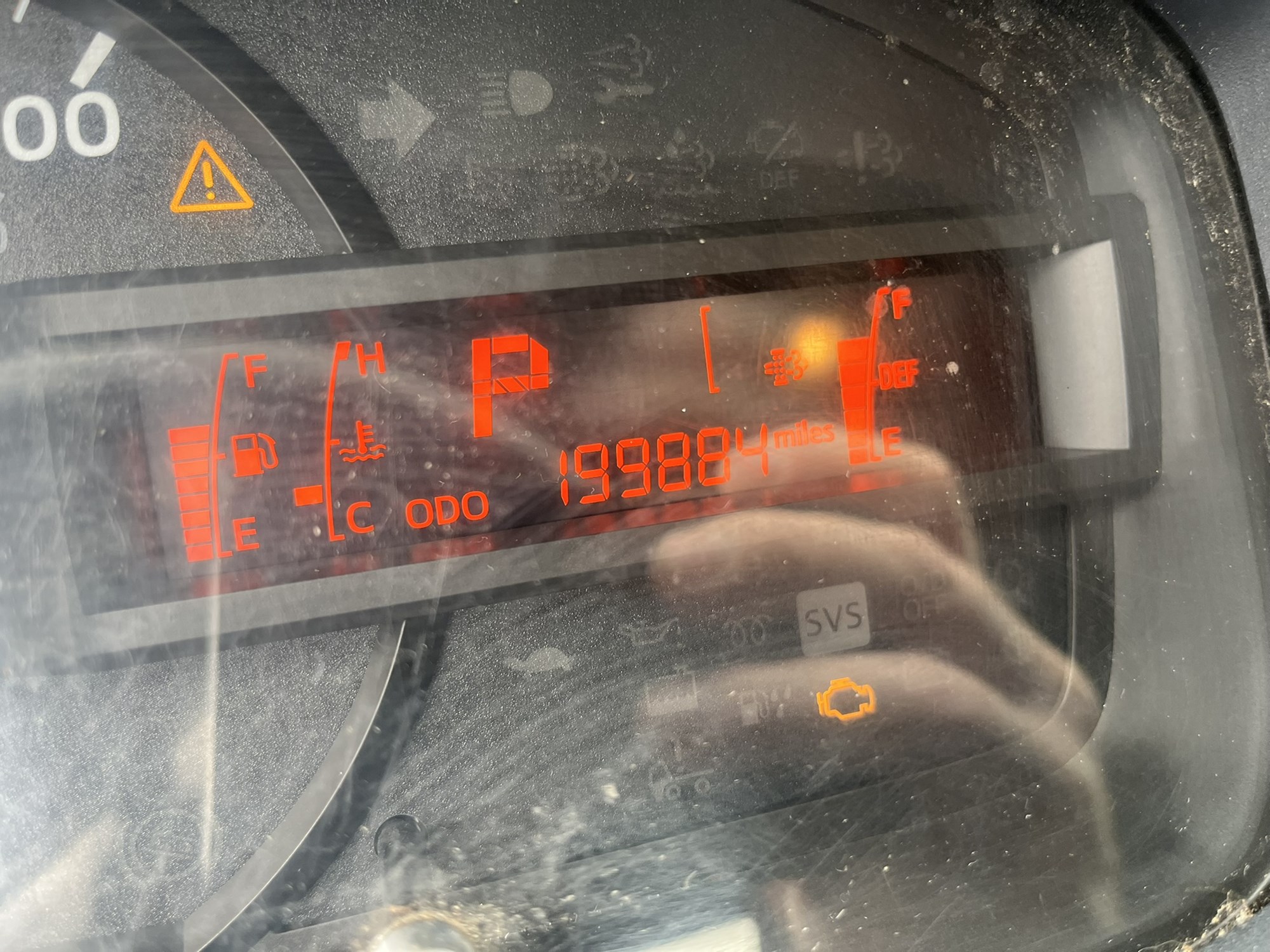 2019 HINO 195 - image 2 of 4