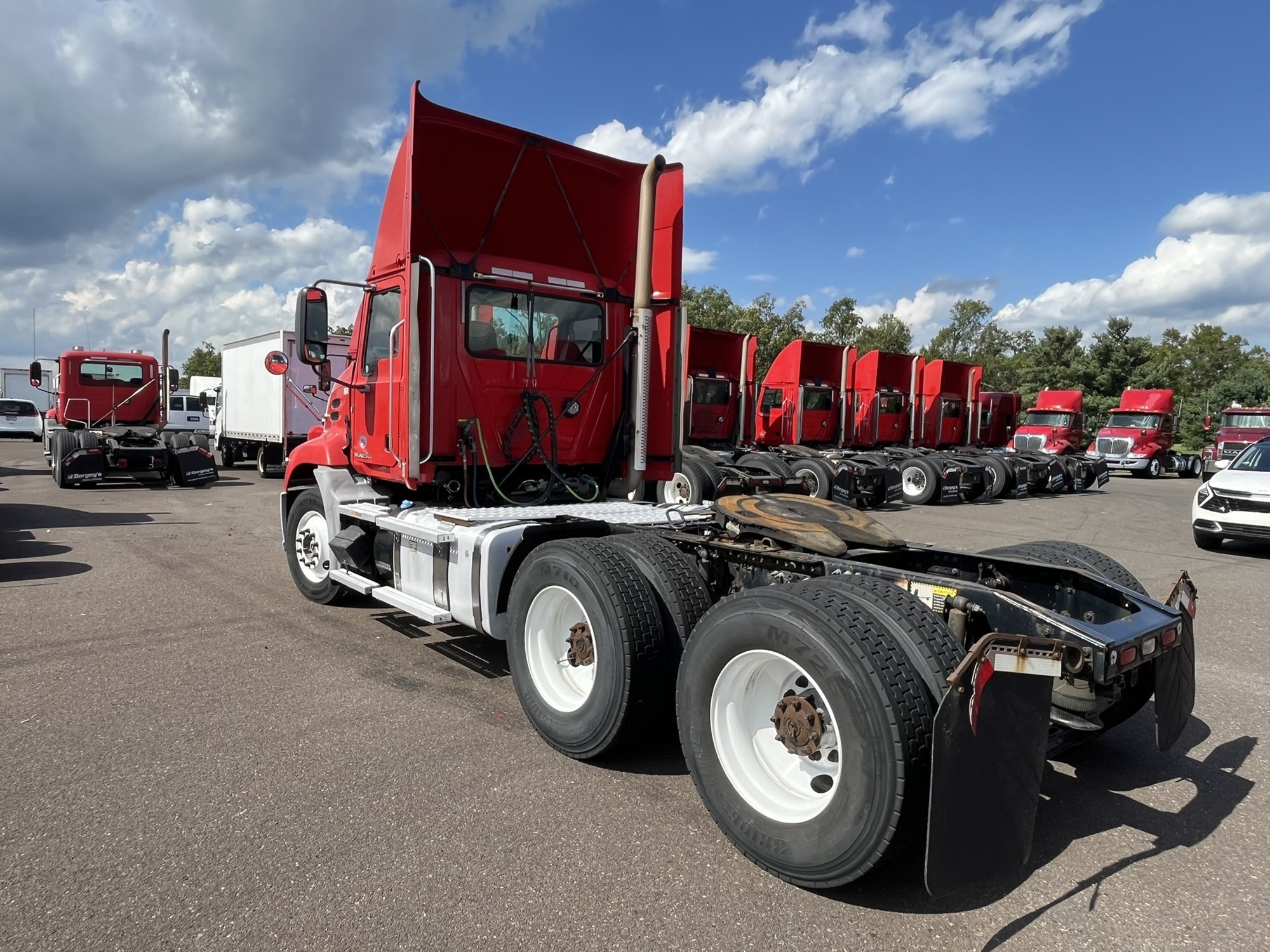 2016 MACK CXU613 - image 6 of 6