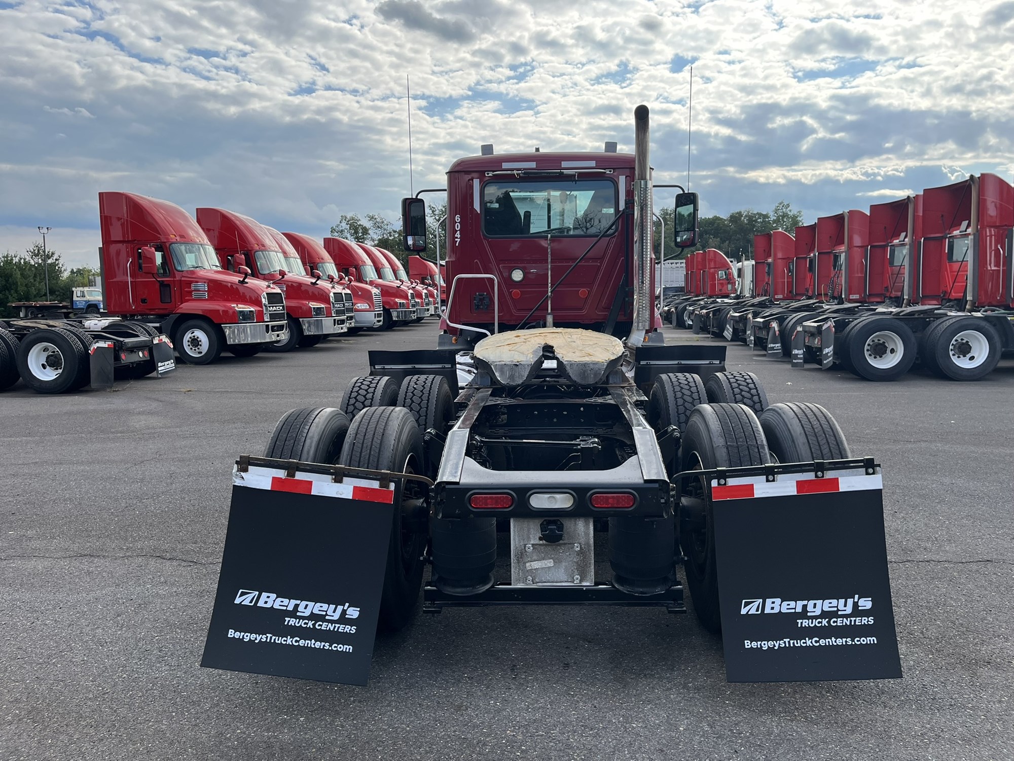2020 MACK ANTHEM - image 5 of 6
