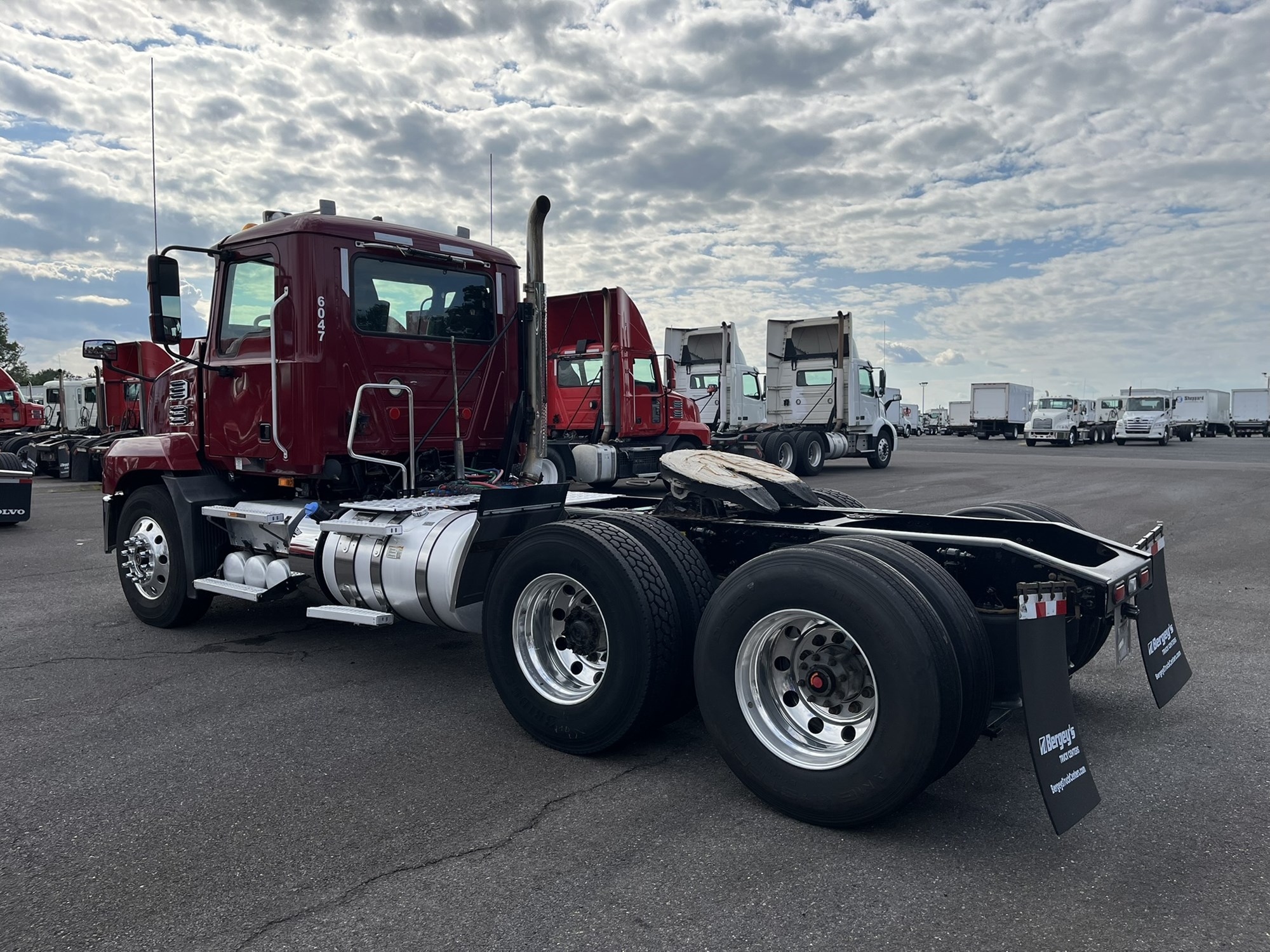 2020 MACK ANTHEM - image 6 of 6