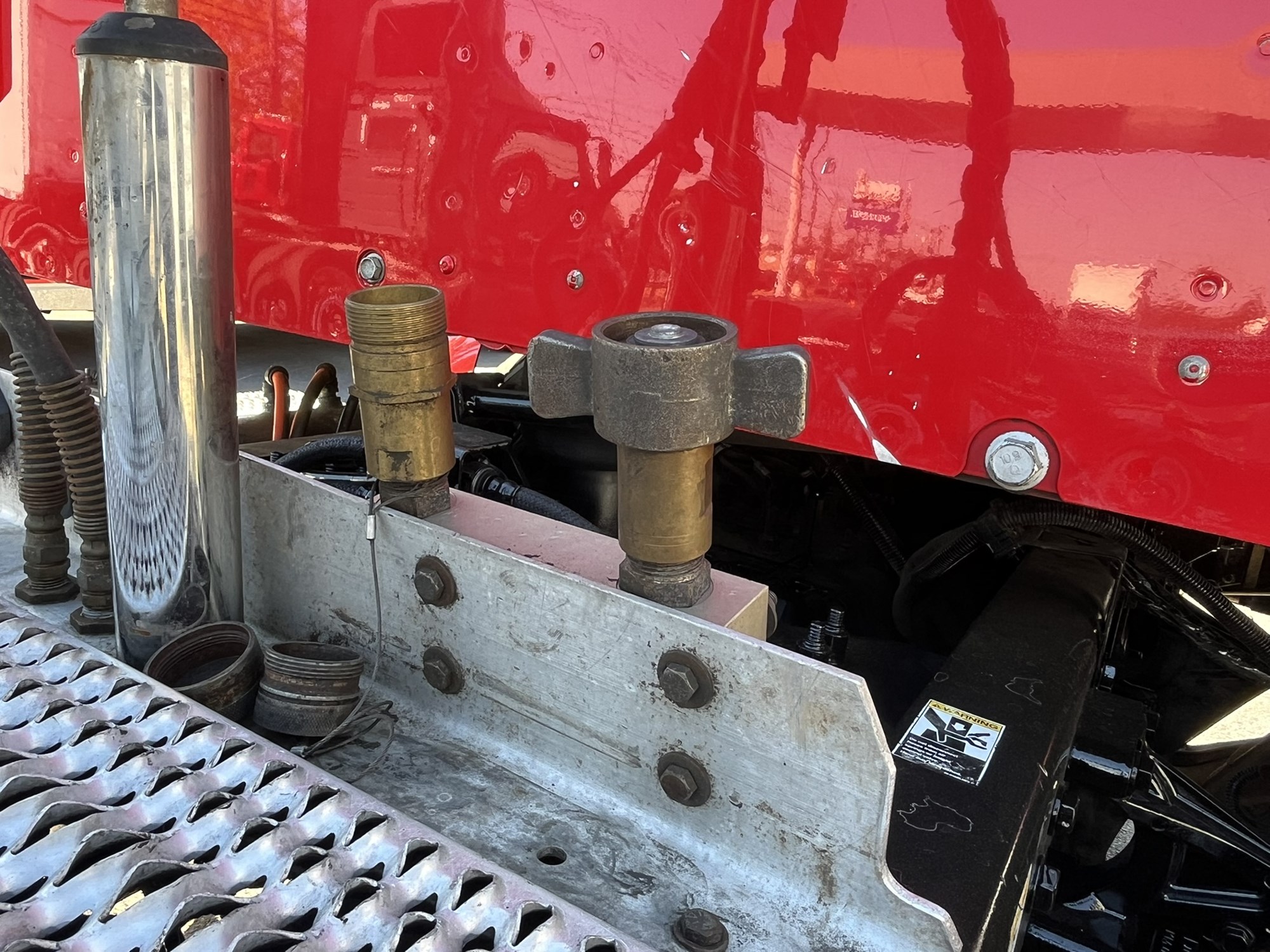 2019 PETERBILT 567 - image 5 of 6