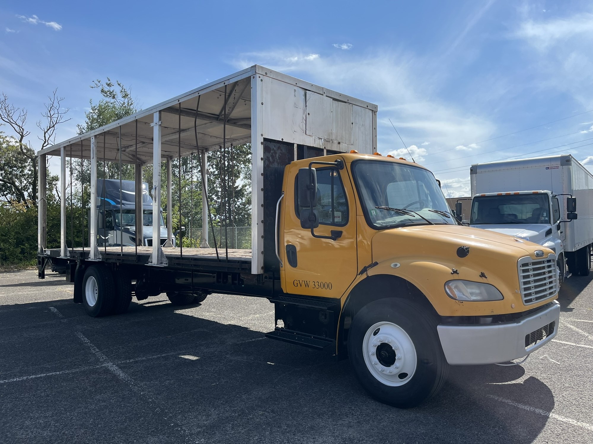 2019 FREIGHTLINER M2 - image 3 of 6