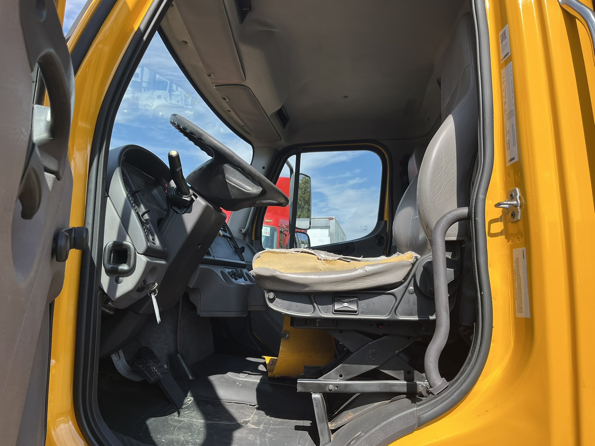2019 FREIGHTLINER M2 - image 6 of 6