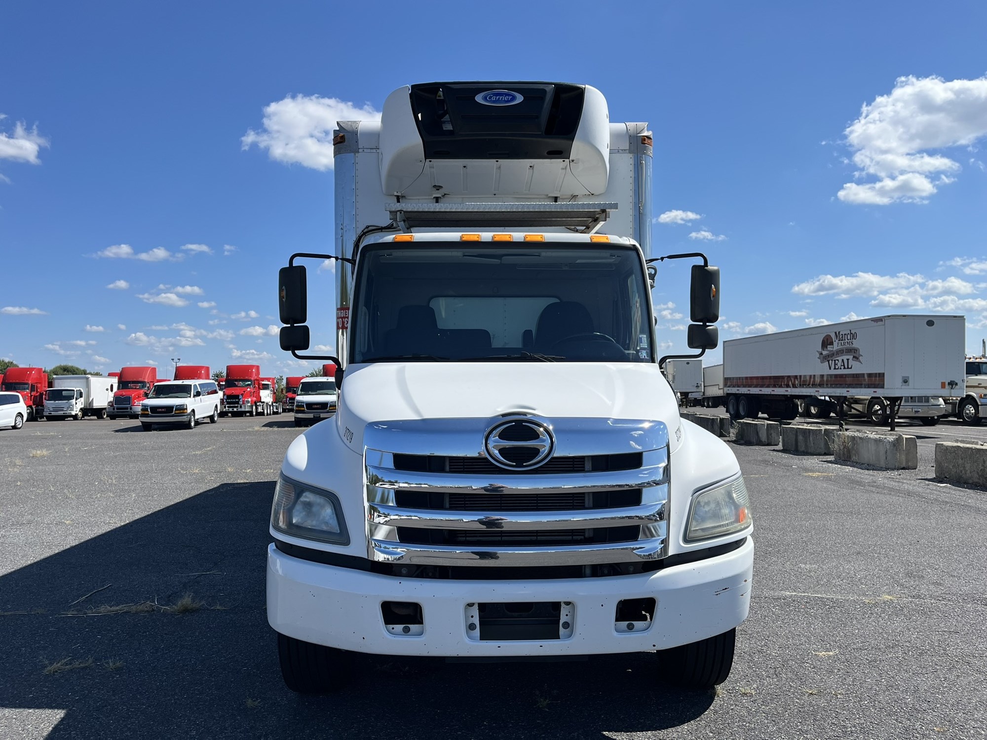 2017 HINO 338 - image 2 of 6