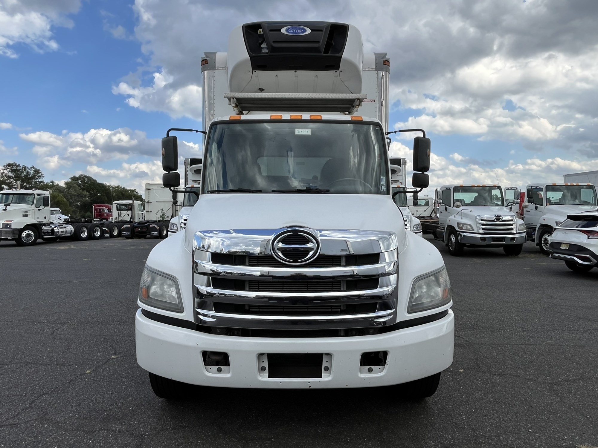 2018 HINO 338 - image 2 of 6