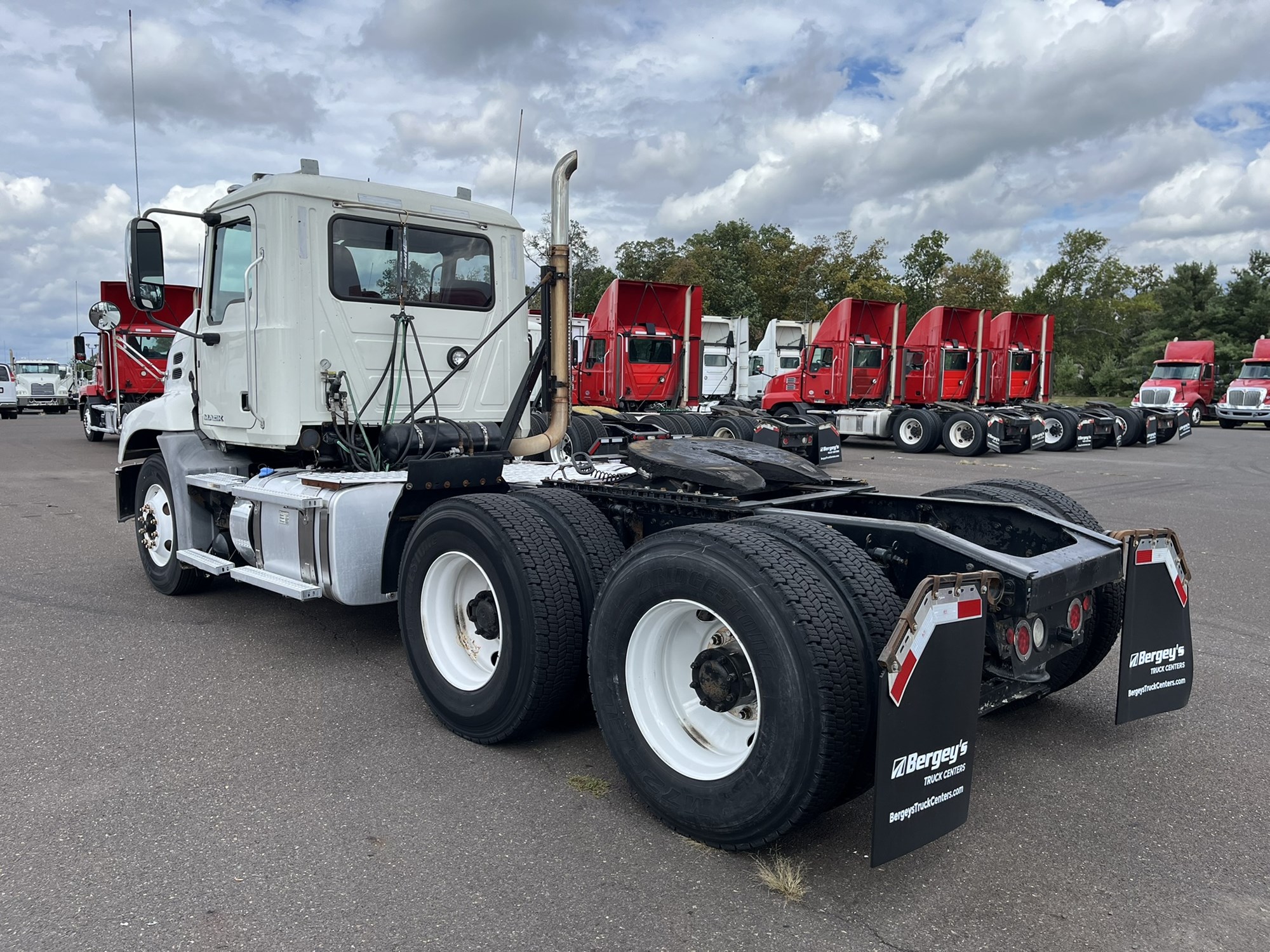 2016 MACK CXU613 - image 6 of 6