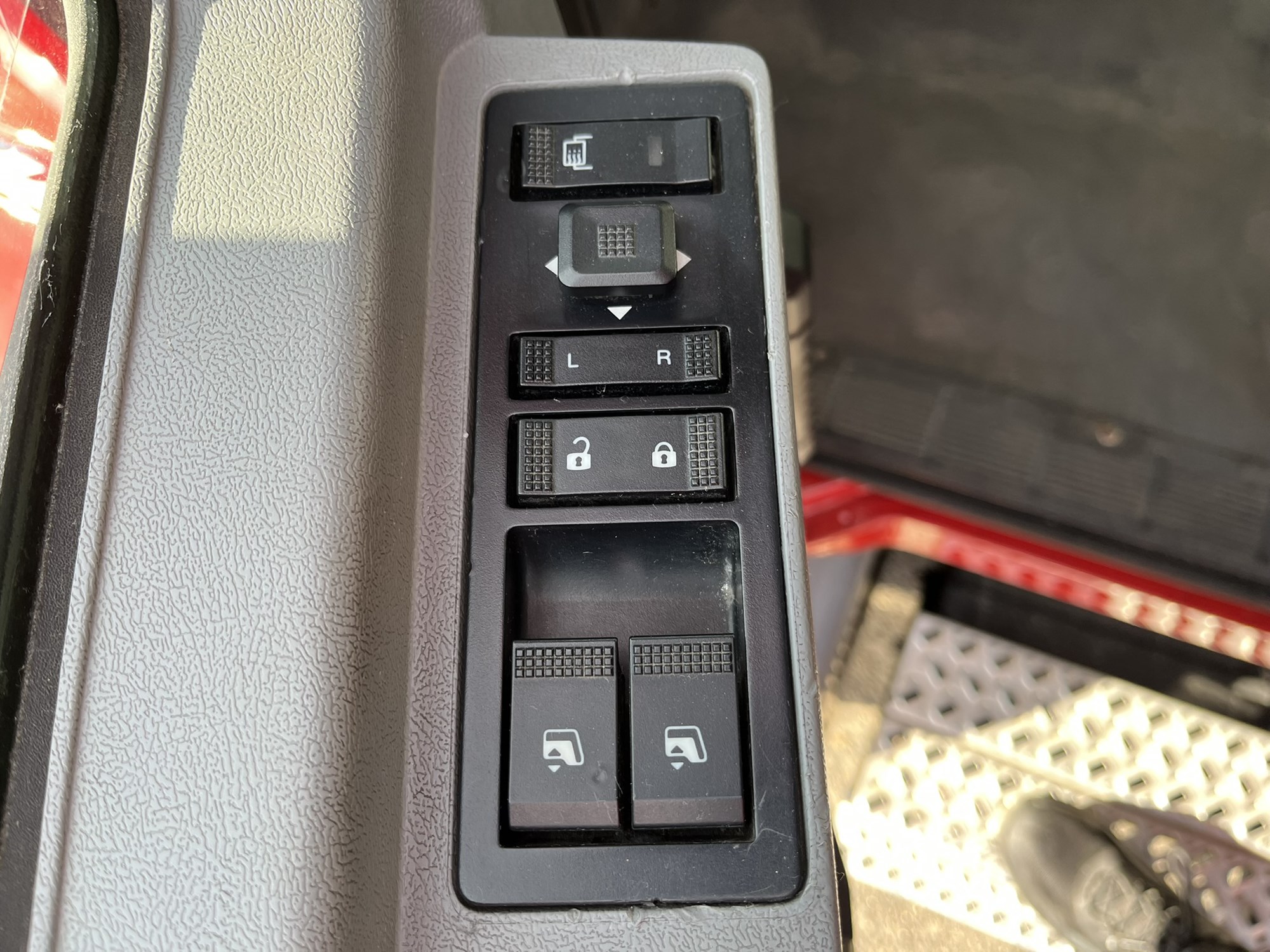 2020 MACK AN64T 2020 MACK AN64T - image 4 of 4