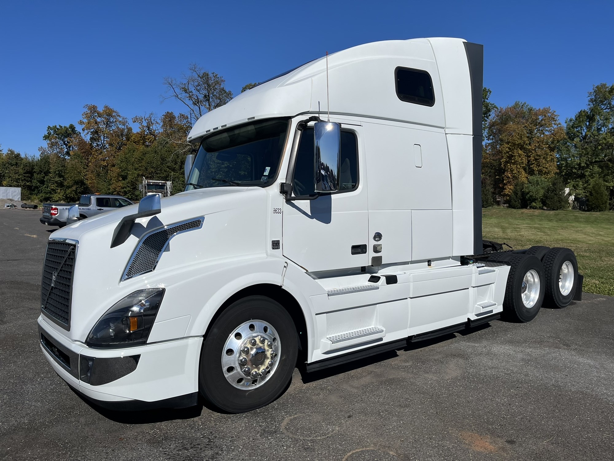 2018 VOLVO VNL64T670 2018 VOLVO VNL64T670 - image 1 of 6