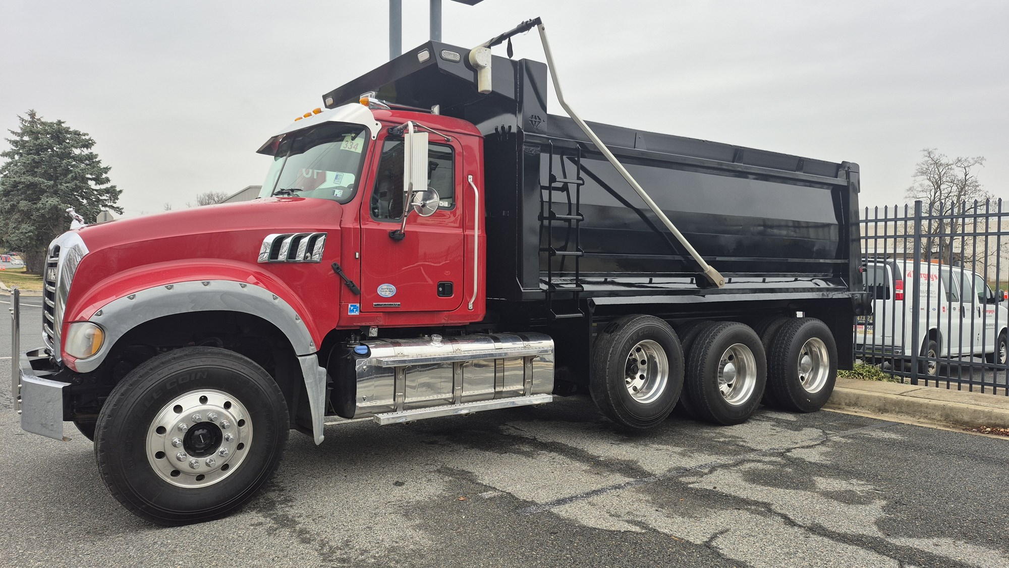 2019 MACK 64FR 2019 MACK 64FR - image 1 of 6