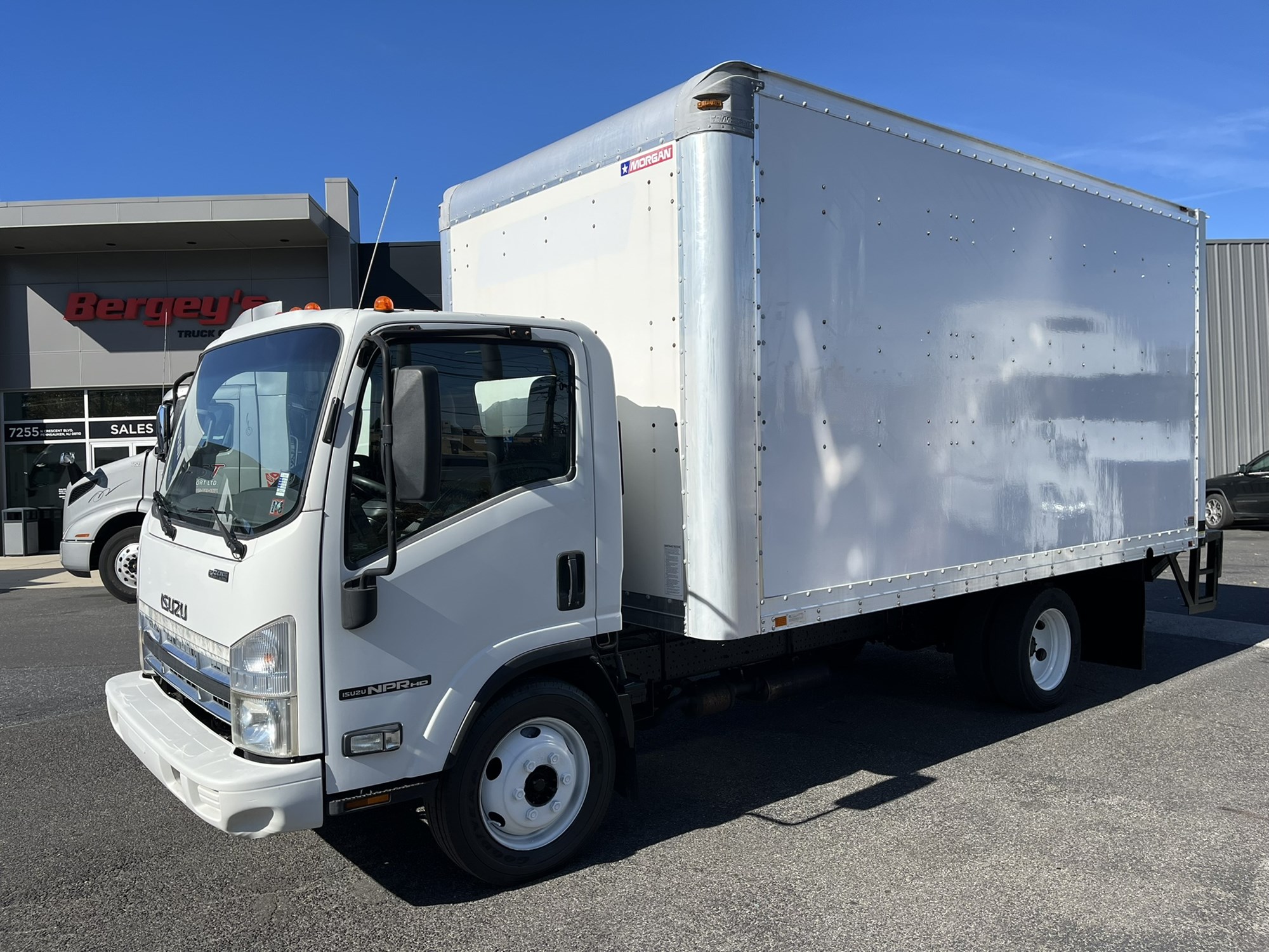 2012 ISUZU NPR HD 2012 ISUZU NPR HD - image 1 of 6