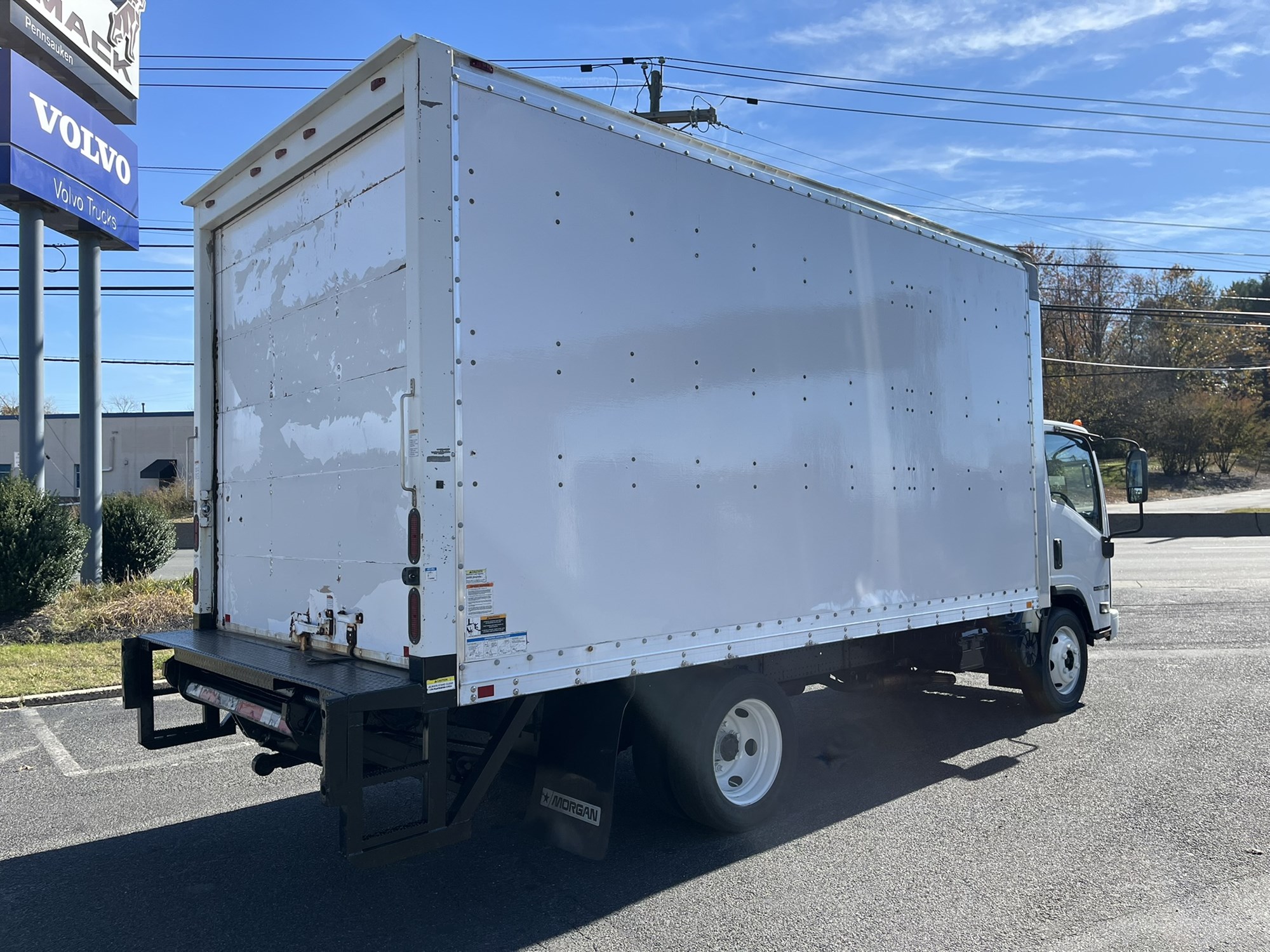 2012 ISUZU NPR HD 2012 ISUZU NPR HD - image 4 of 6