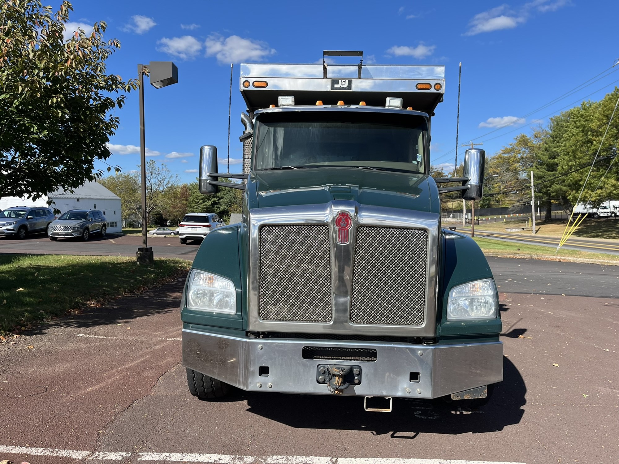 2019 Kenworth T880 2019 Kenworth T880 - image 2 of 6