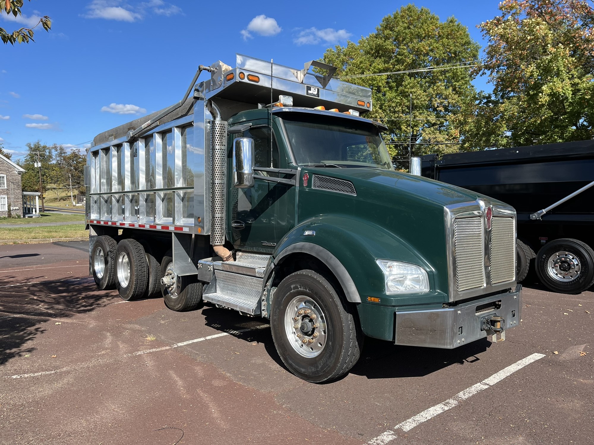 2019 Kenworth T880 2019 Kenworth T880 - image 3 of 6
