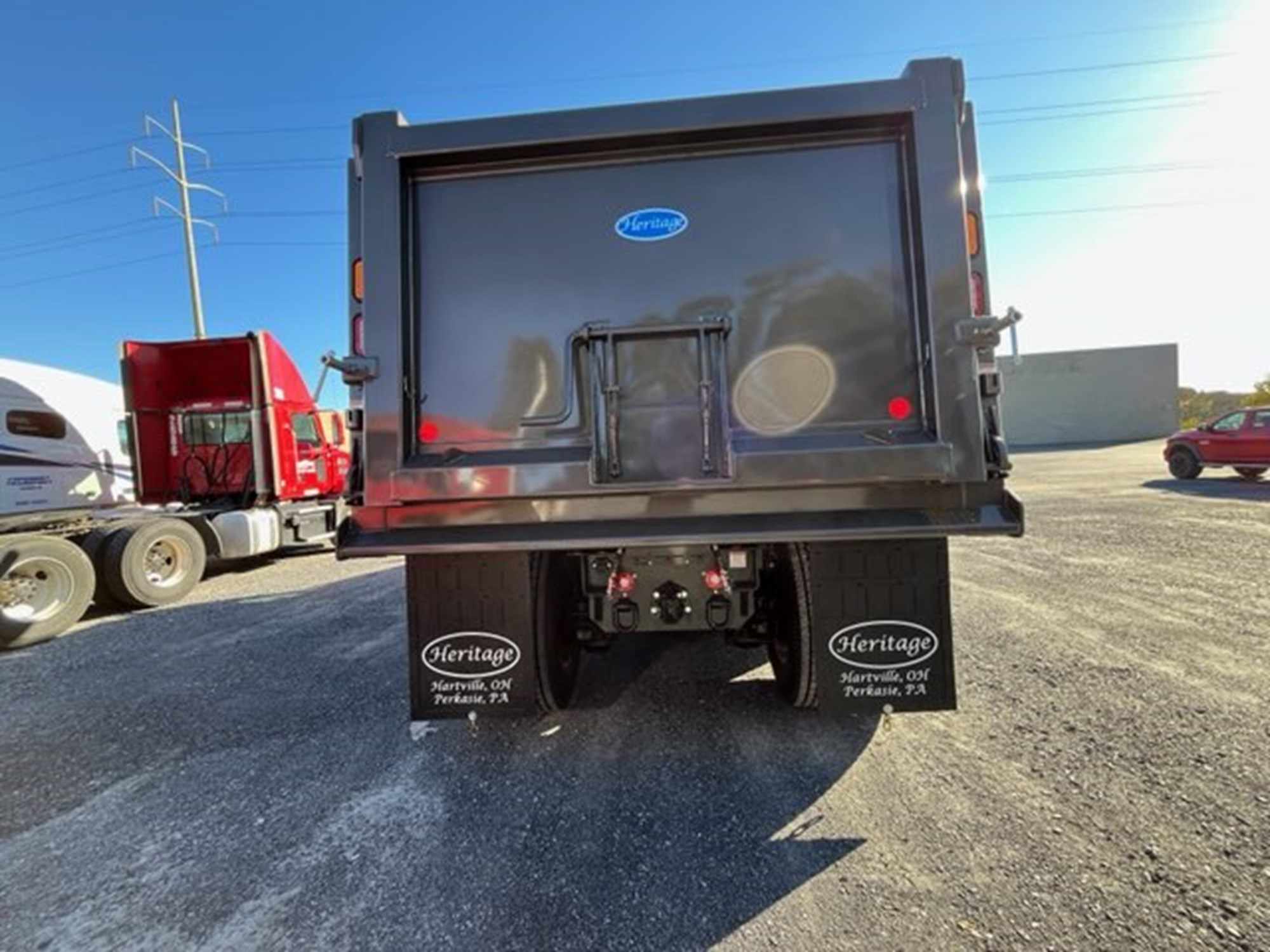 2026 MACK GR64FR 2026 MACK GR64FR - image 4 of 6