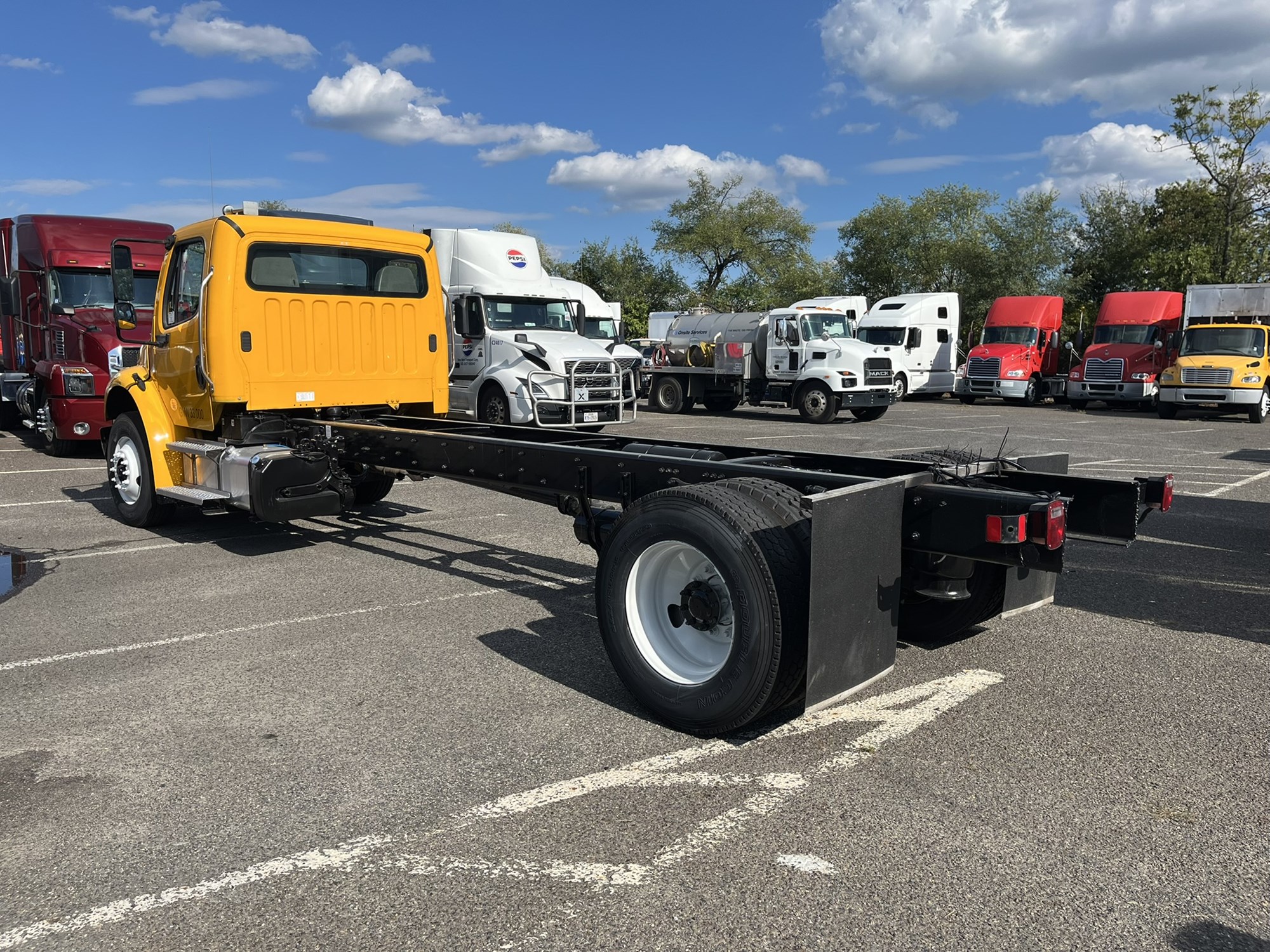 2021 FREIGHTLINER M2 2021 FREIGHTLINER M2 - image 6 of 6